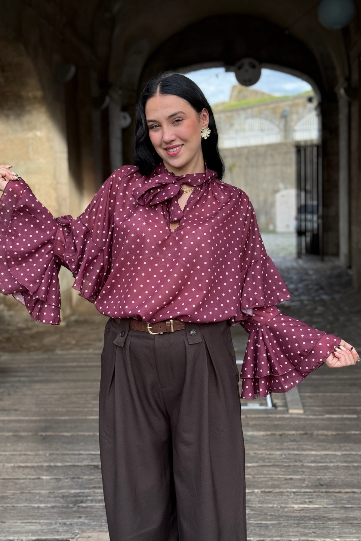 blouse a pois rouge bordeaux manches longues volants 5720