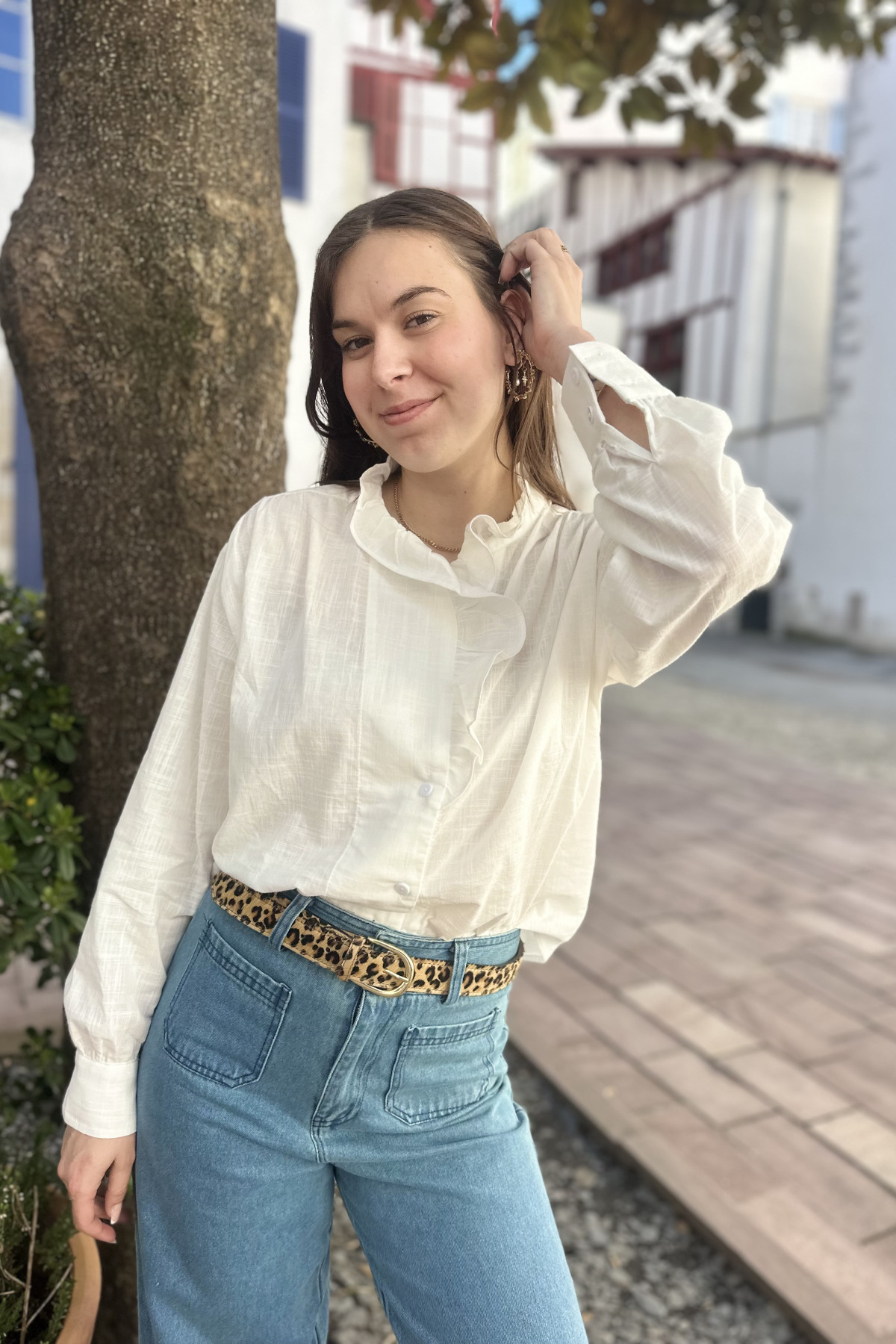 Blouse col à volant blanche fluide et légère