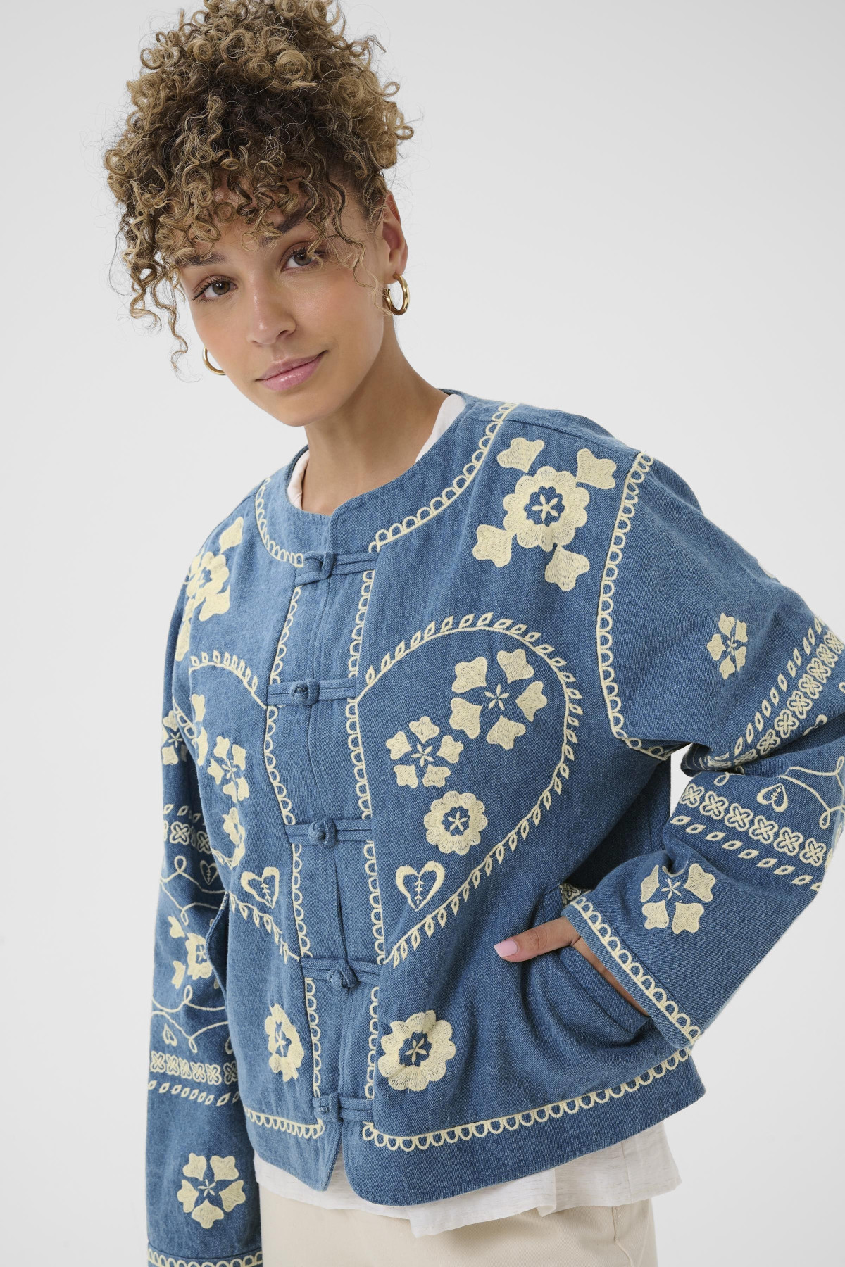 blouse cream en denim avec broderie 10614559