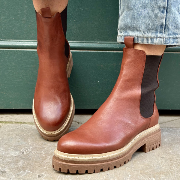 bottine ngy Chelsea caprias camel 