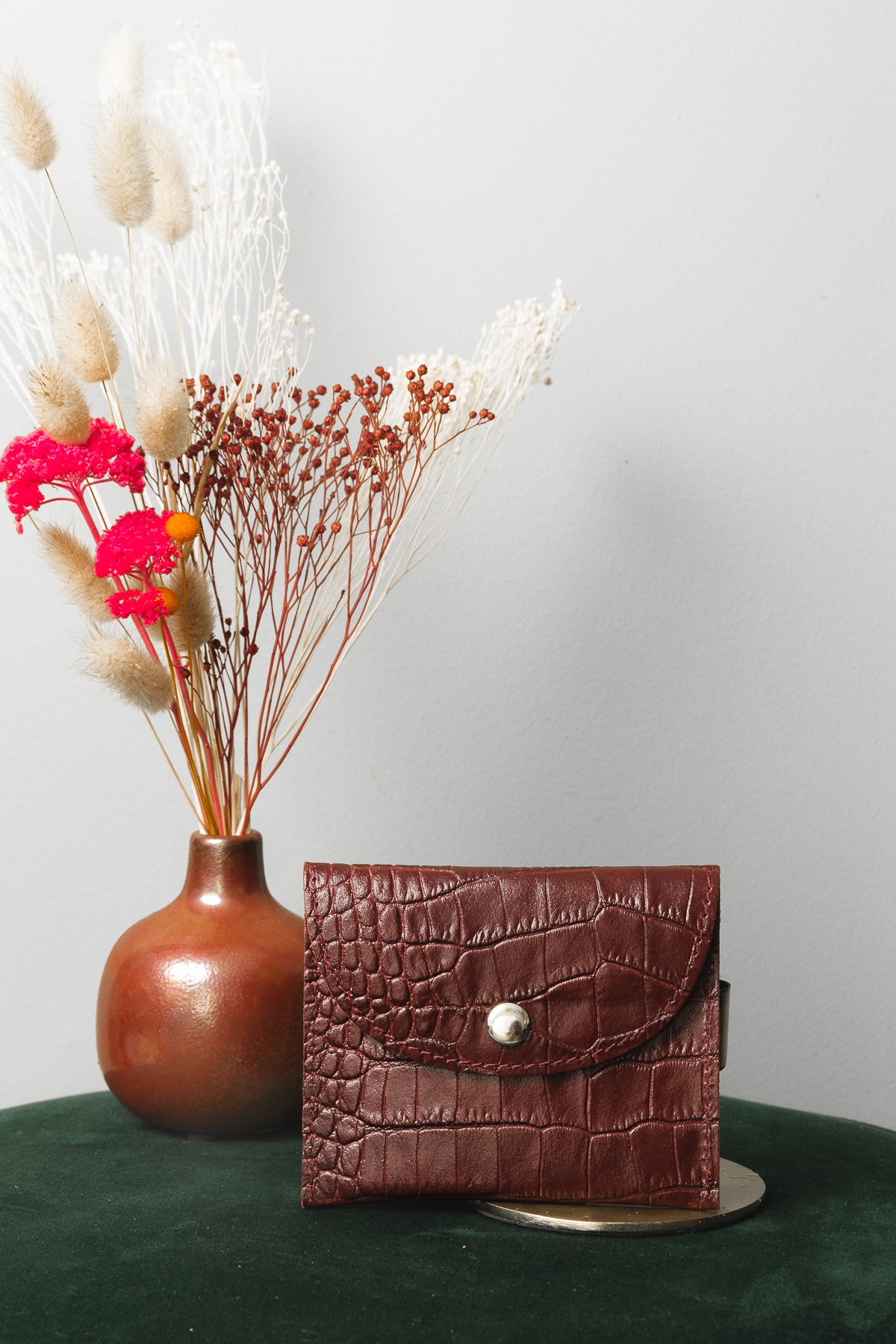 PORTE MONNAIE CUIR EFFET CROCO PRUNE (1)