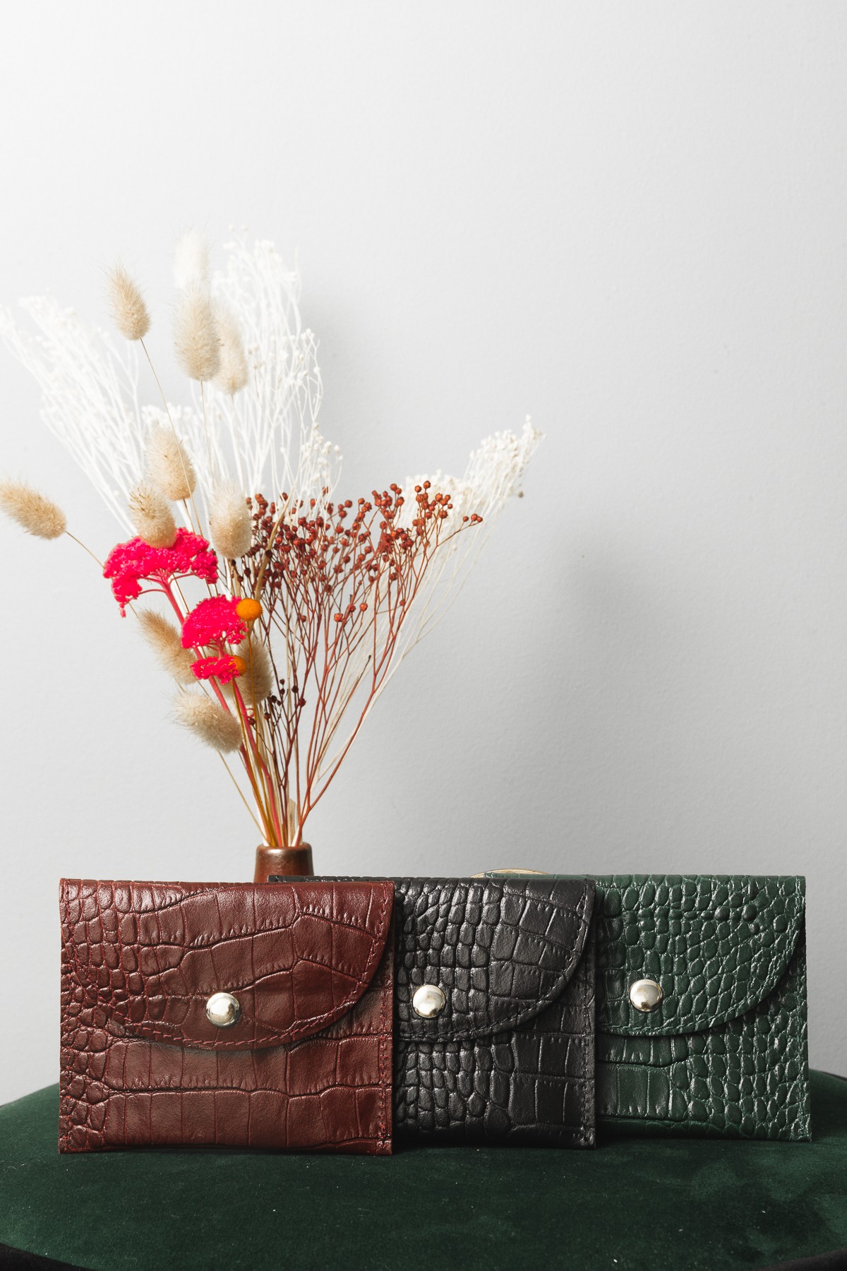 PORTE MONNAIE CUIR EFFET CROCO PRUNE (3)