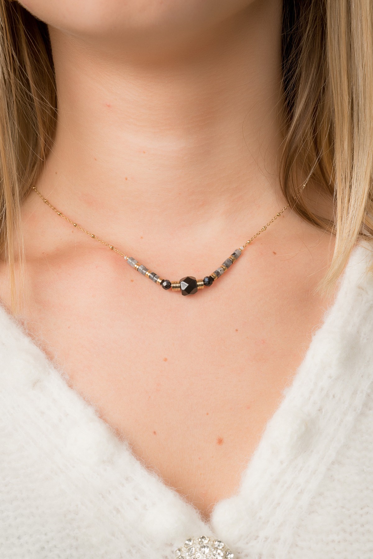 COLLIER PERLE NOIR RAS DE COU  (2)