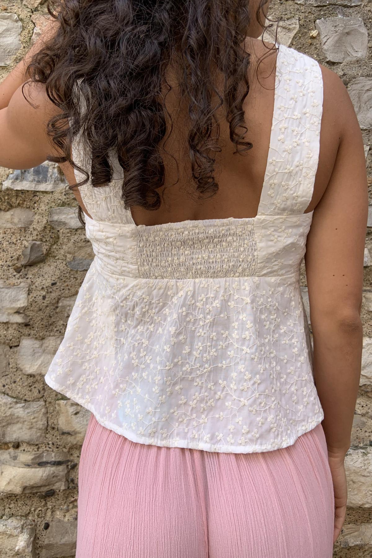 TOP LILI ET LALA BLANC FLEURS BRODEES  5222 (3)