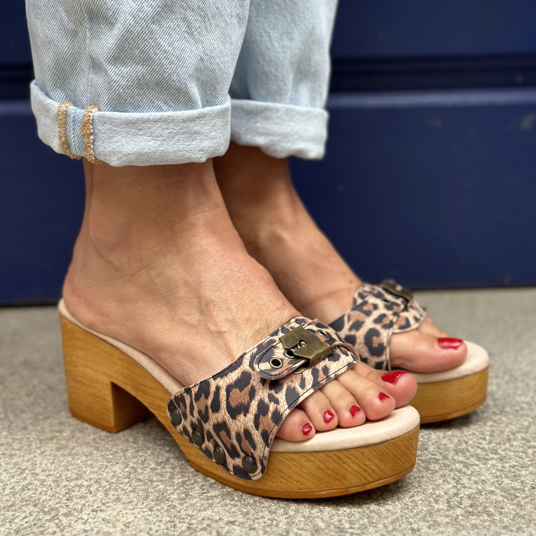 les sabots de caro mules malaga leopard (3)