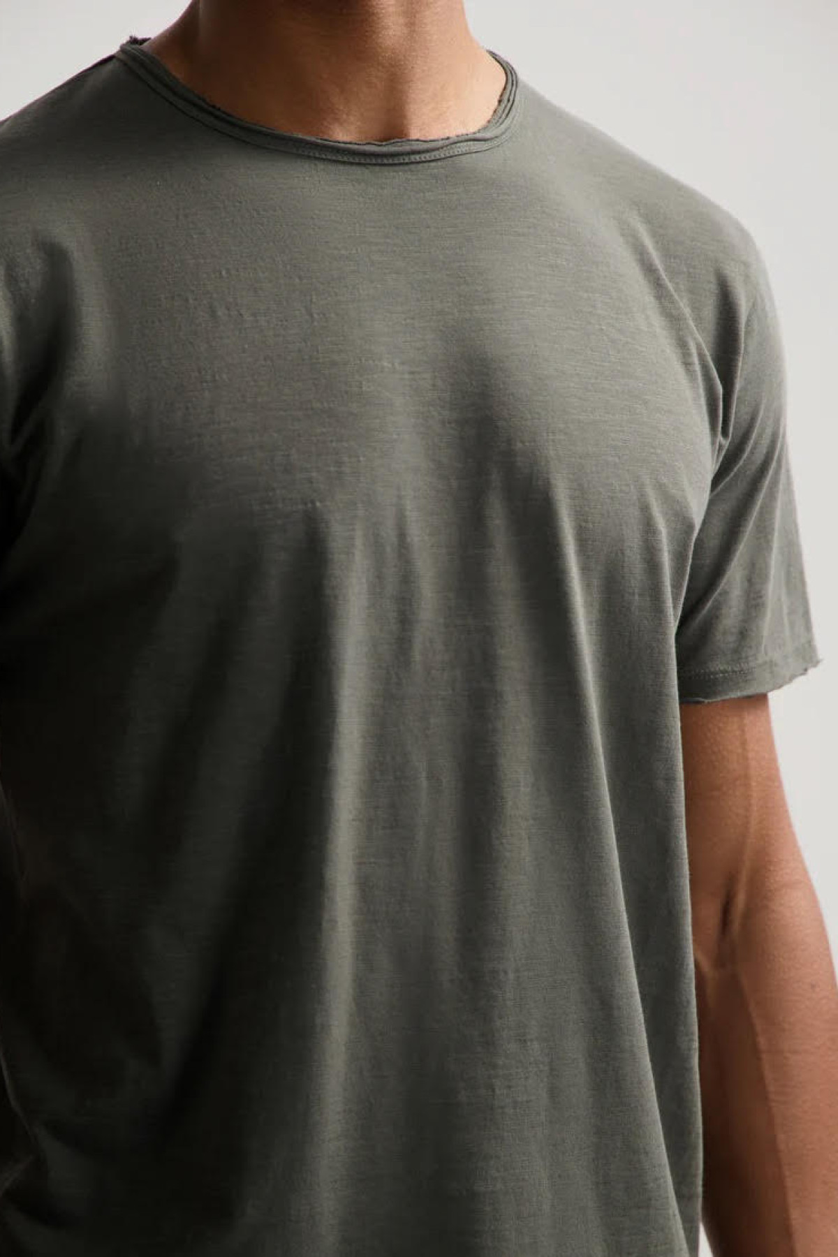 dstrezzed t-shirt queen gris foncé (4)