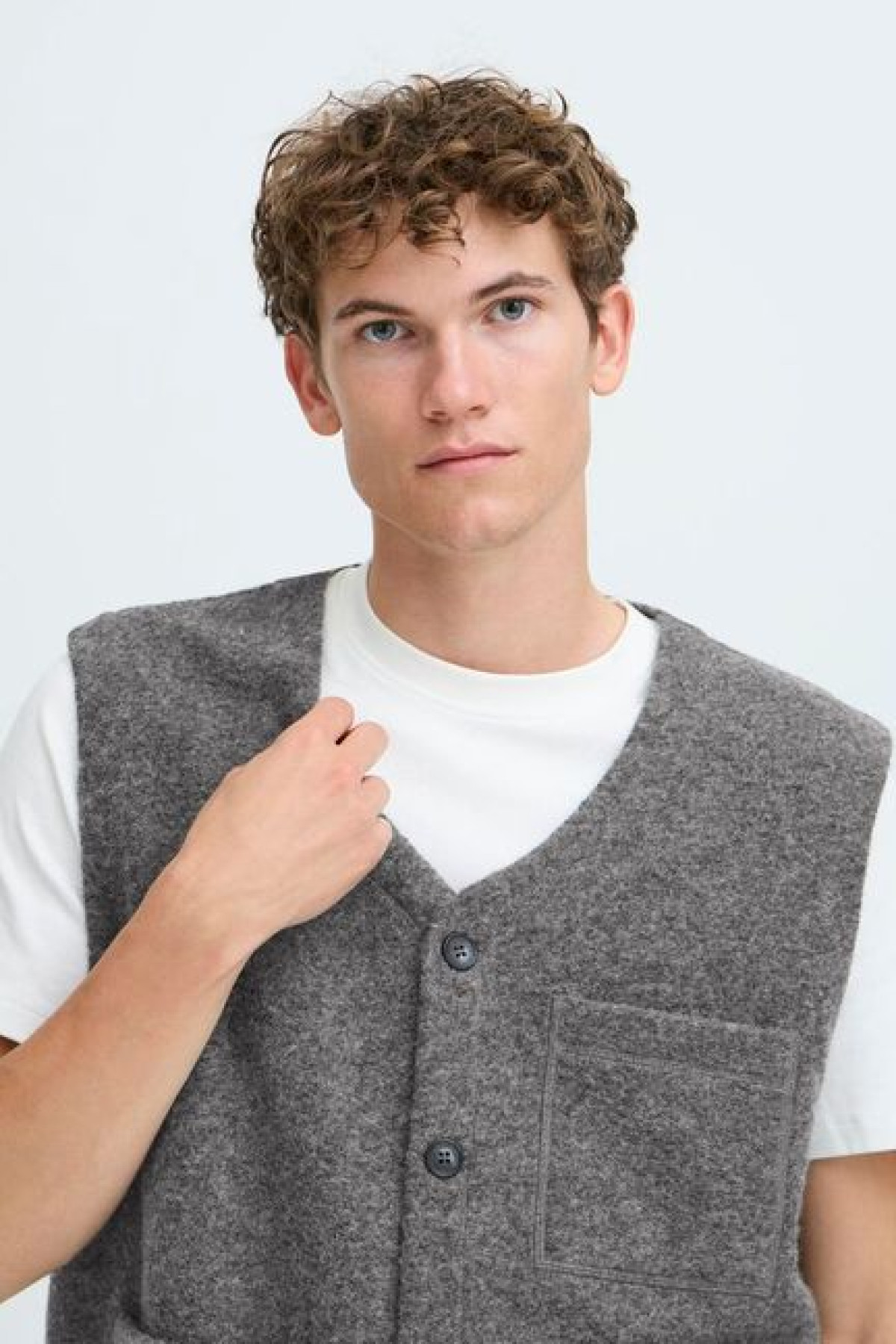 casual friday gilet sans manches raf gris (5)