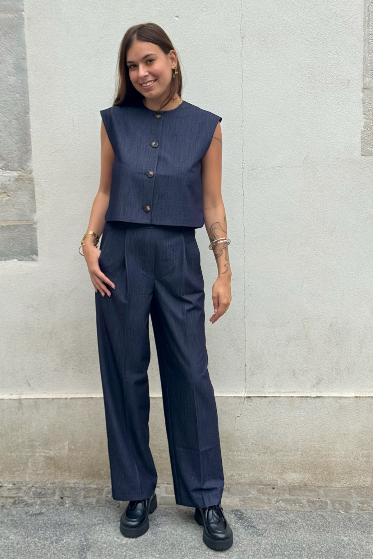 ichi pantalon jumi 4431 à pince bleu marine avec élastique a l'arrière (1)