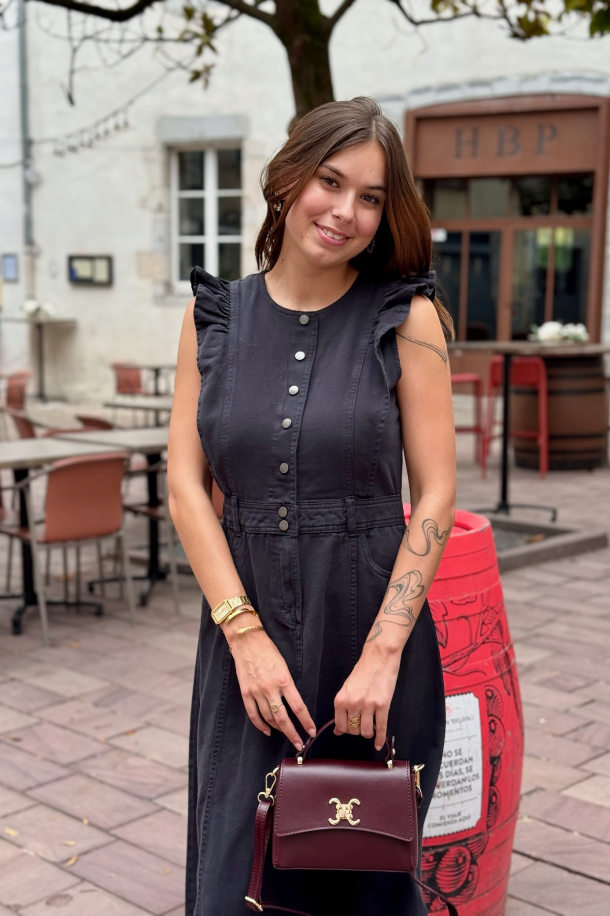 b young robe noir midi manches volants boutons kamilla 7007 (4)