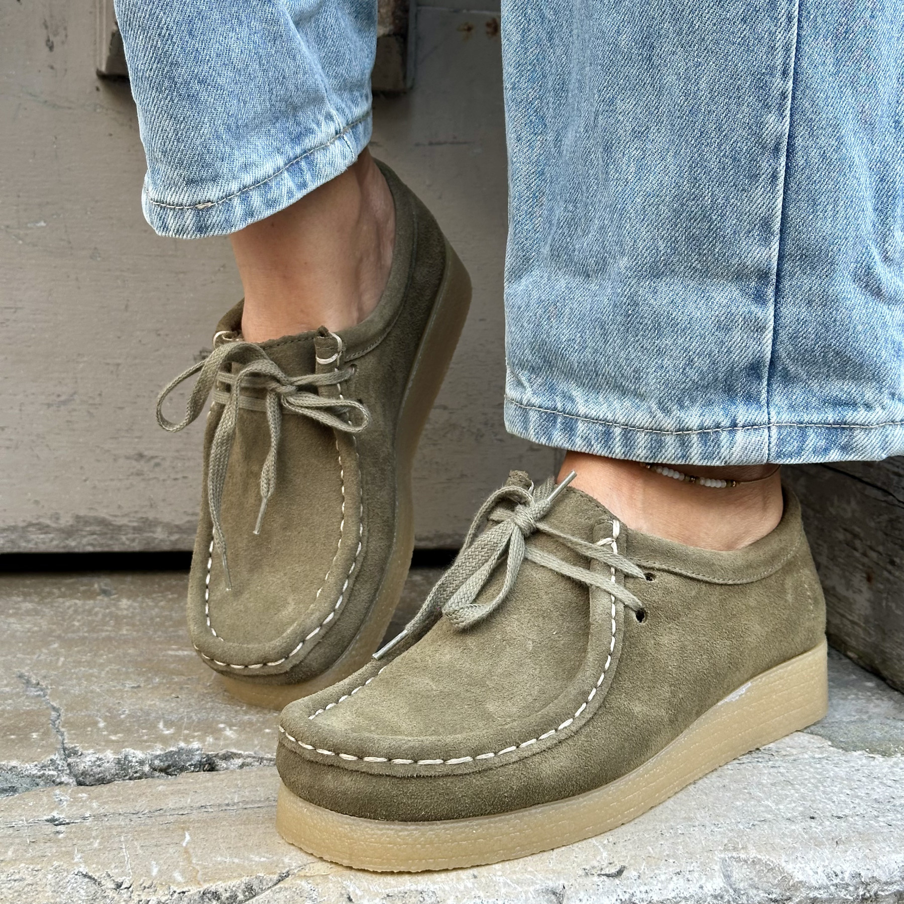 other and step derbies 7010 trebol (3)