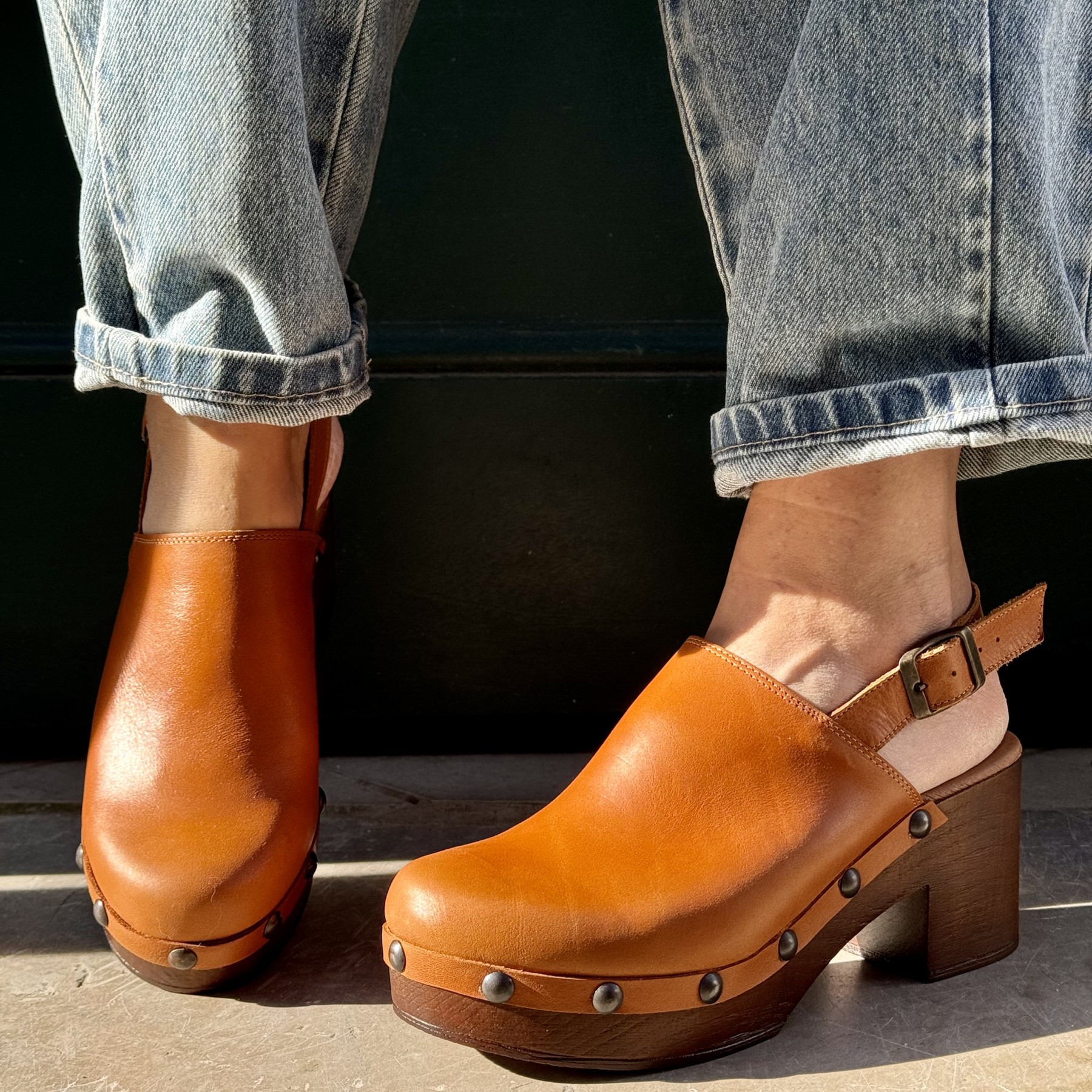 les sabots de caro eivissa cuir ocre  (3)