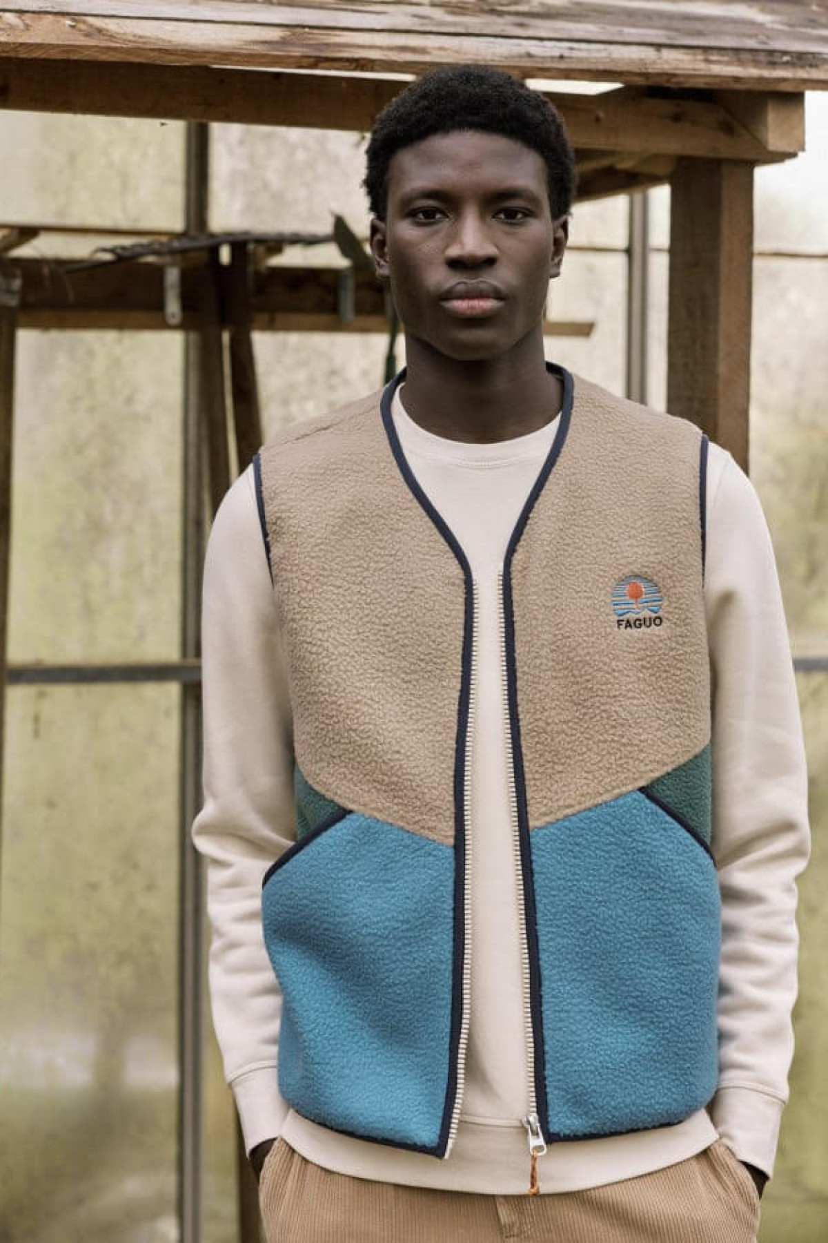 faguo veste sans manches teillay beige & bleue (1)