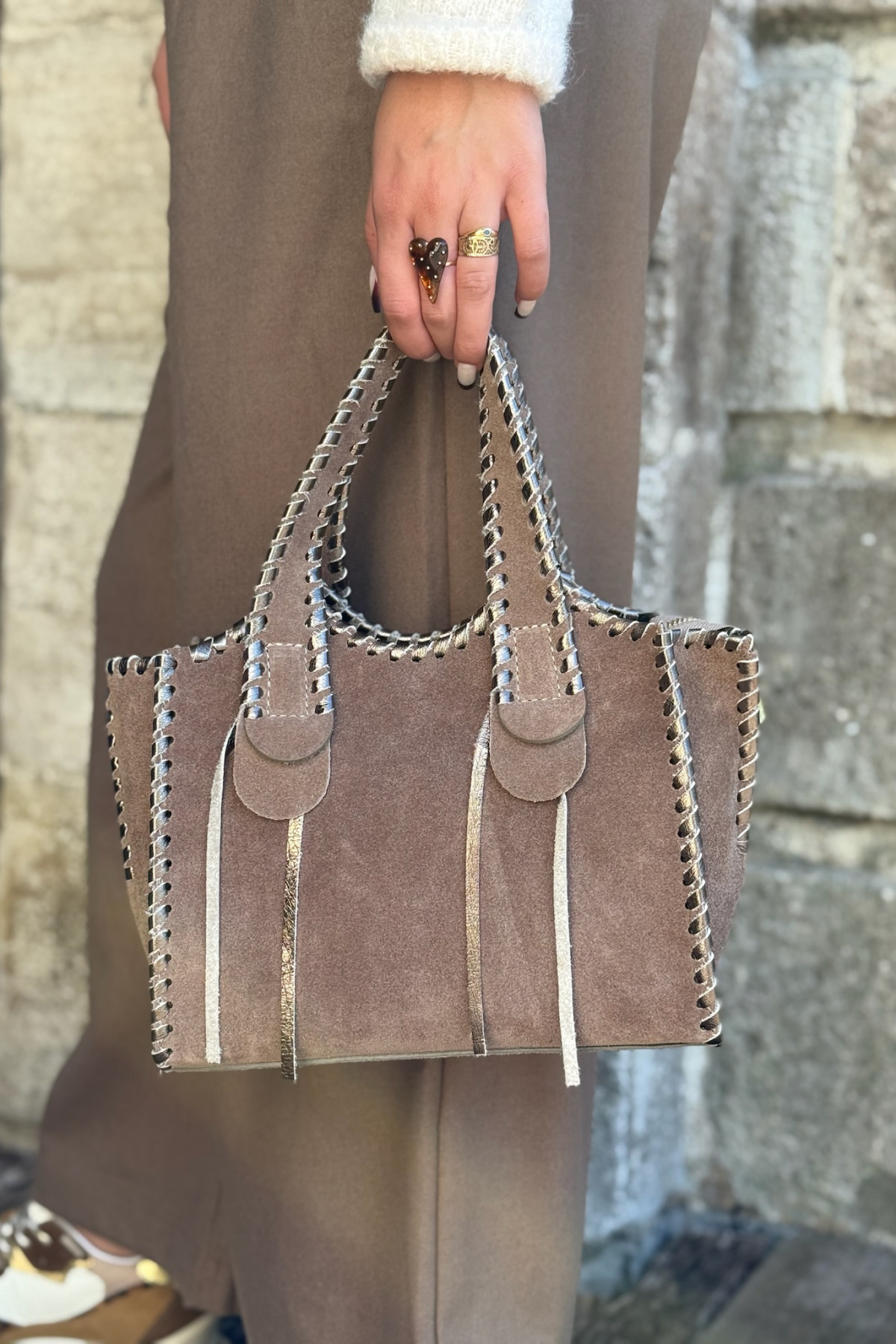 sac en cuir vimoda effet daim beige (3)