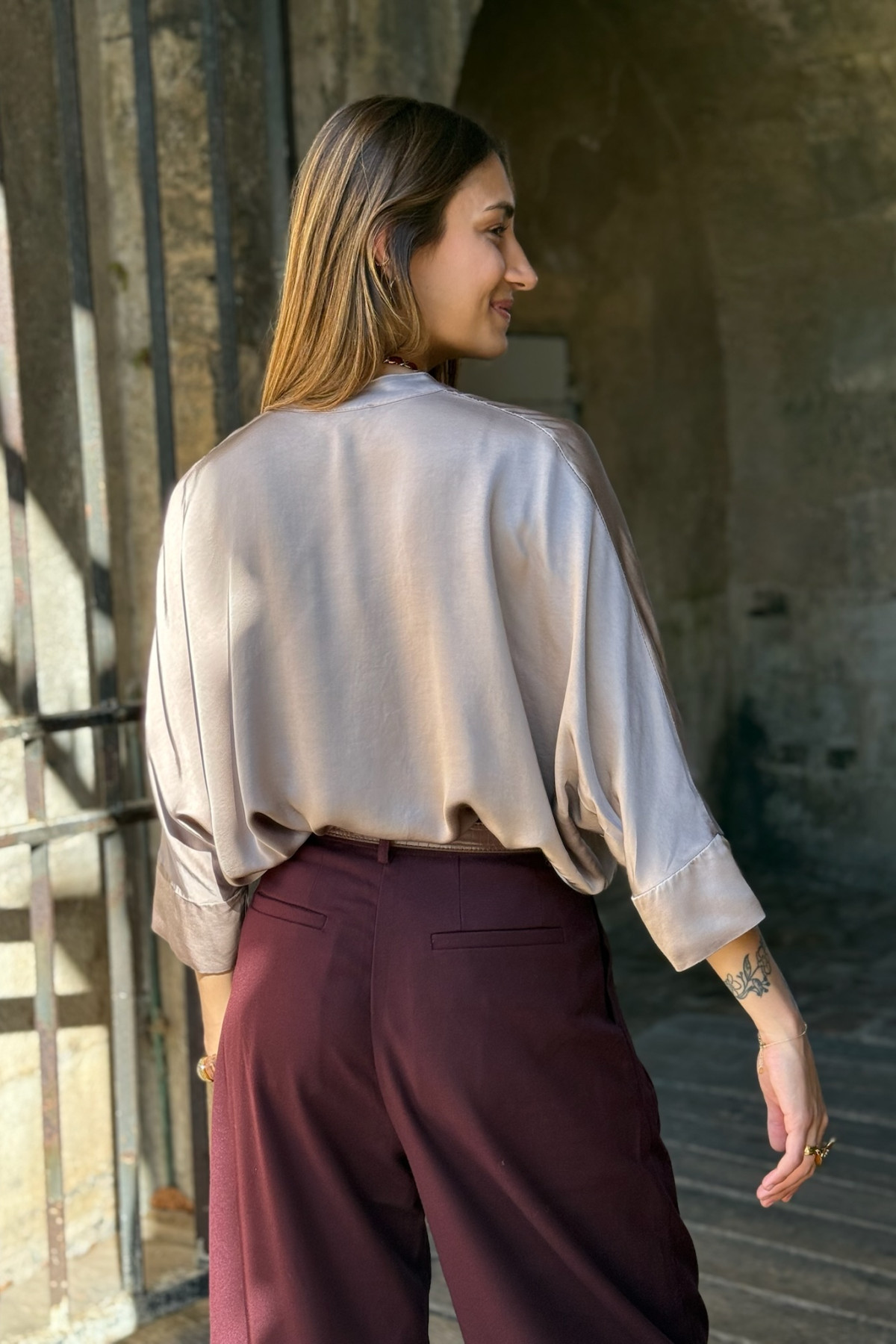 Chemise col mao manche 3/4 ch4015 taupe pako litto silky touch (3)