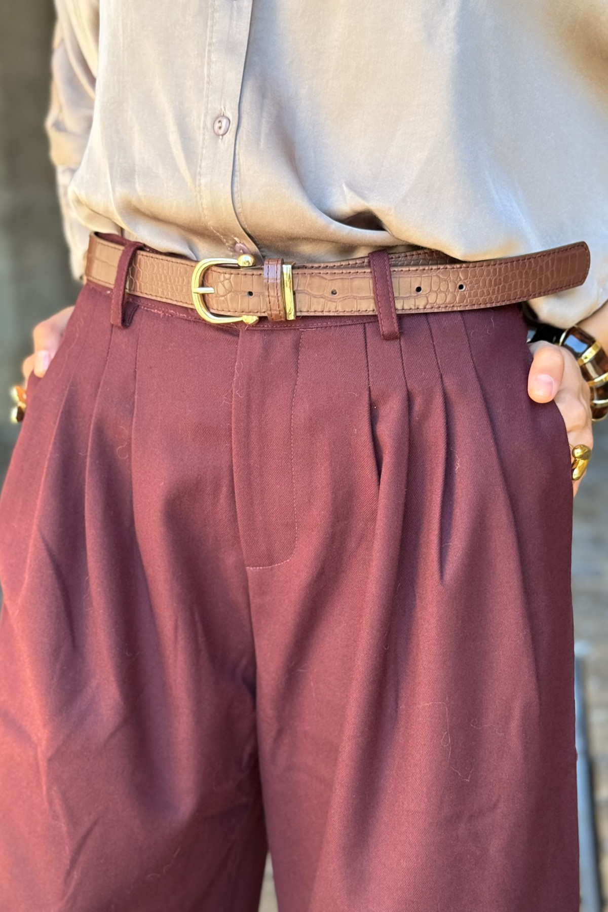 Pantalon bordeaux large a pinces gioya md7347 (4)