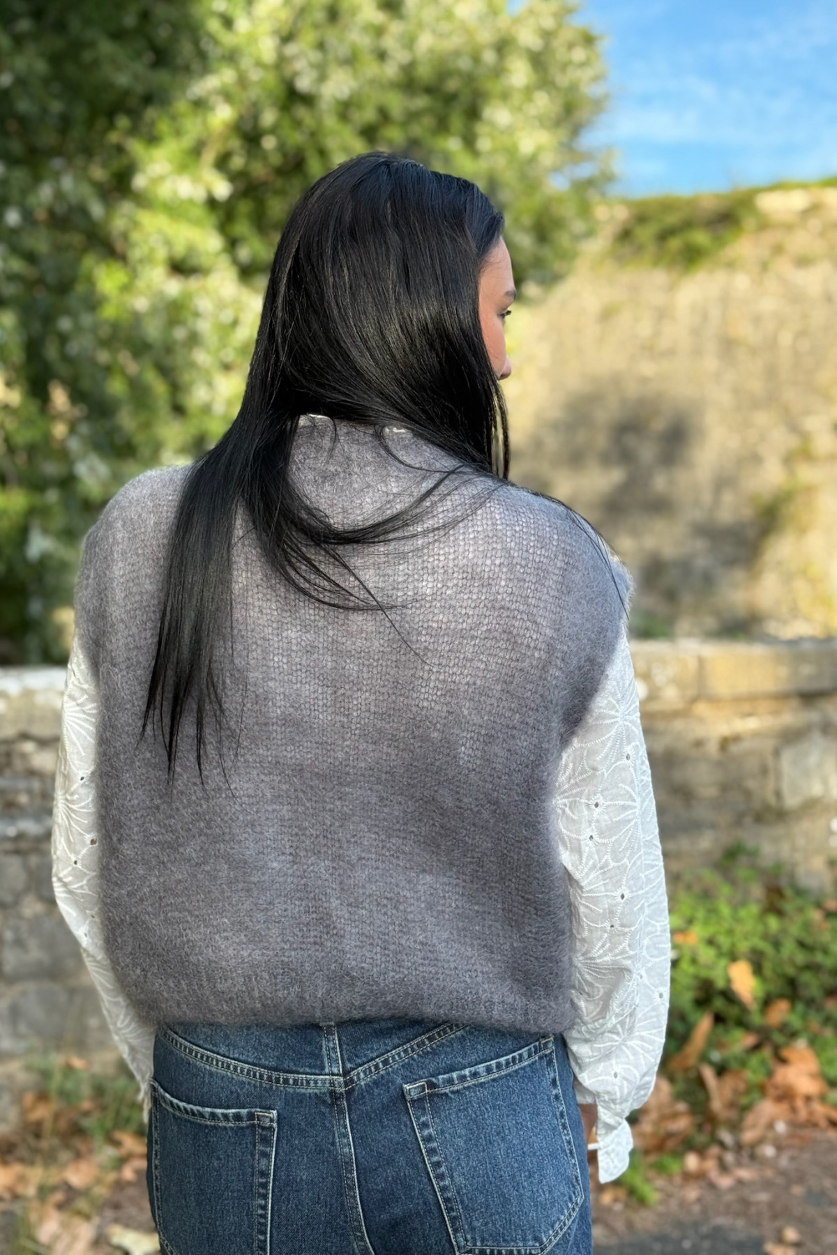 pull sans manches en mohair court gris 210 (3)