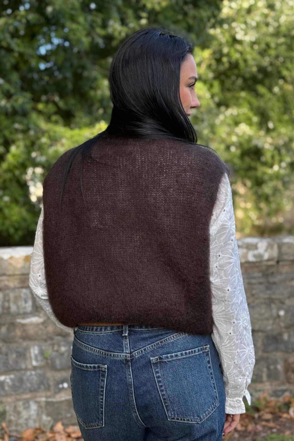pull sans manches en mohair 210 marron (3)