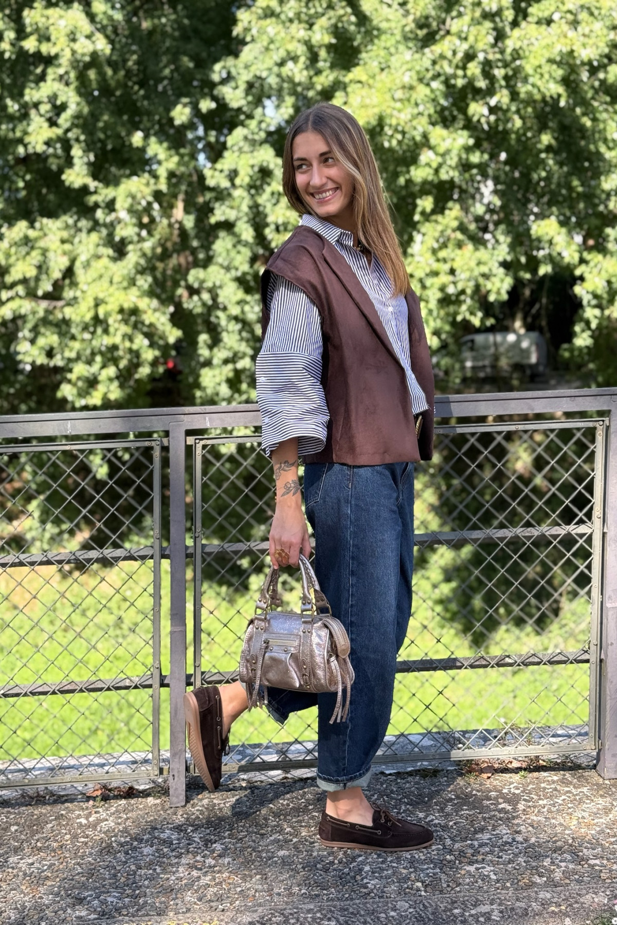 Sac à main en cuir métallisé doré vieilli chummy (3)