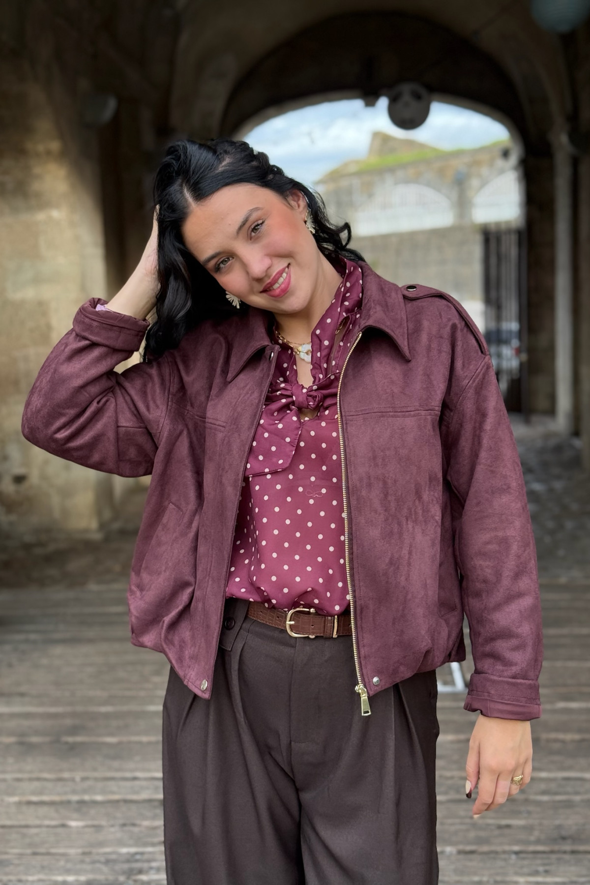 veste en daim col chemise bordeaux assez courte Z032 (3)