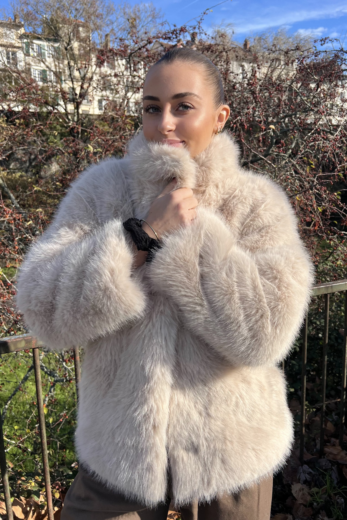 cream fourrure veste manteau blanc cassé hiver froid (2)