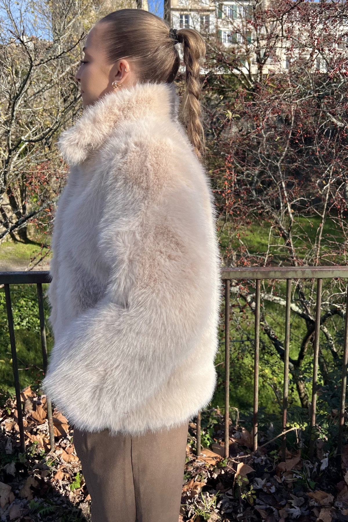 cream fourrure veste manteau blanc cassé hiver froid (4)