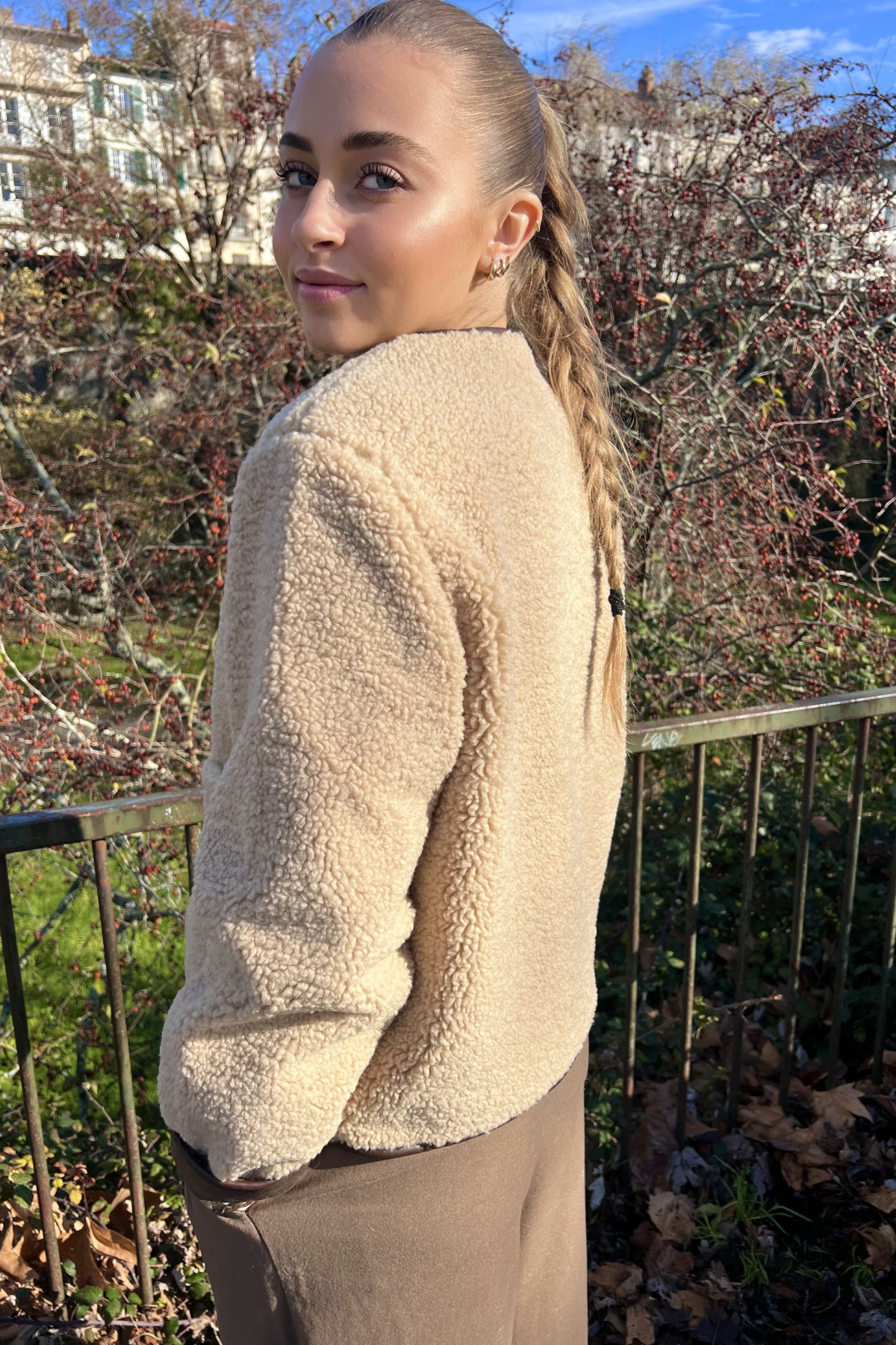 b young veste manteau fourrure marron beige hiver (3)