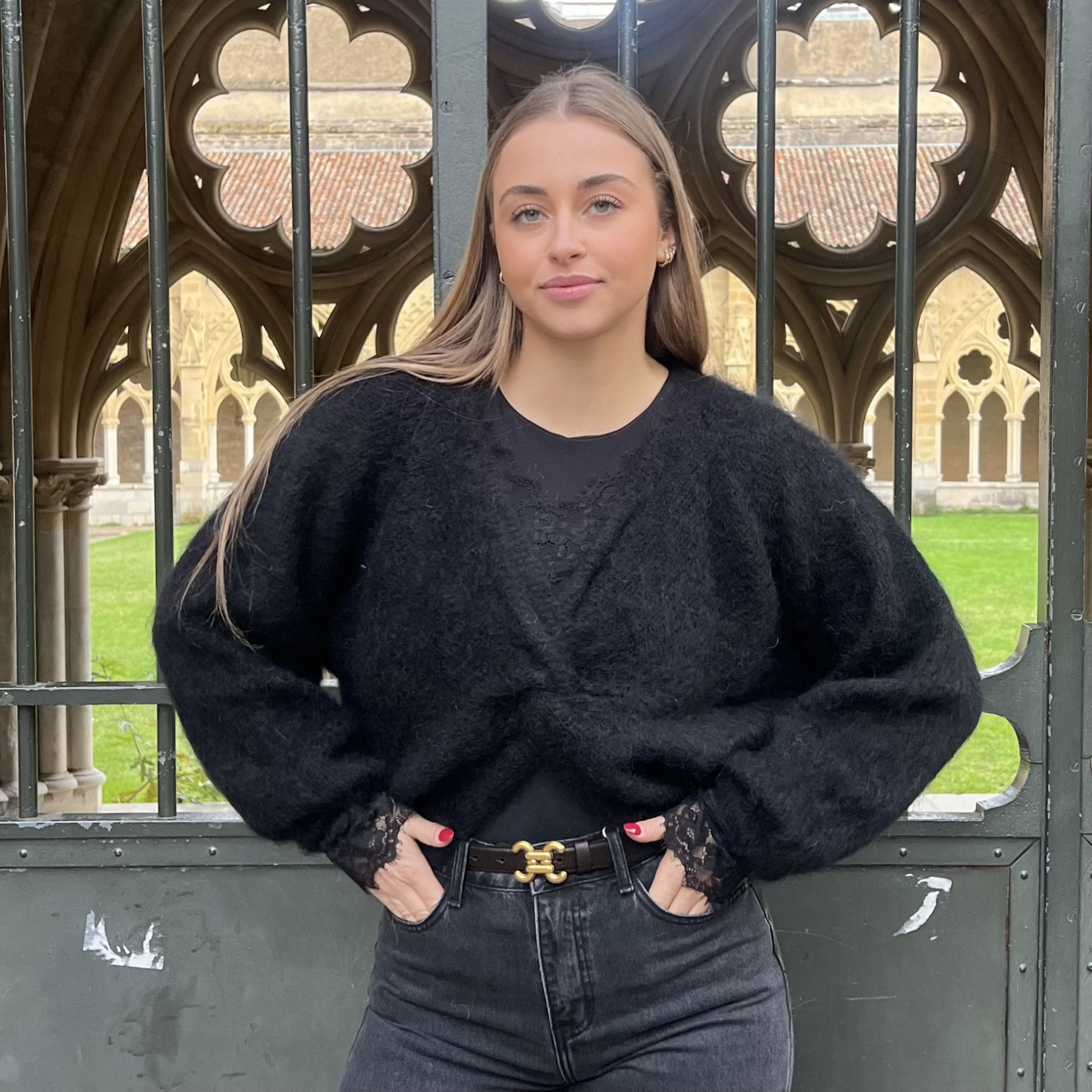 pull mohair détail noeud chummy noir (1)