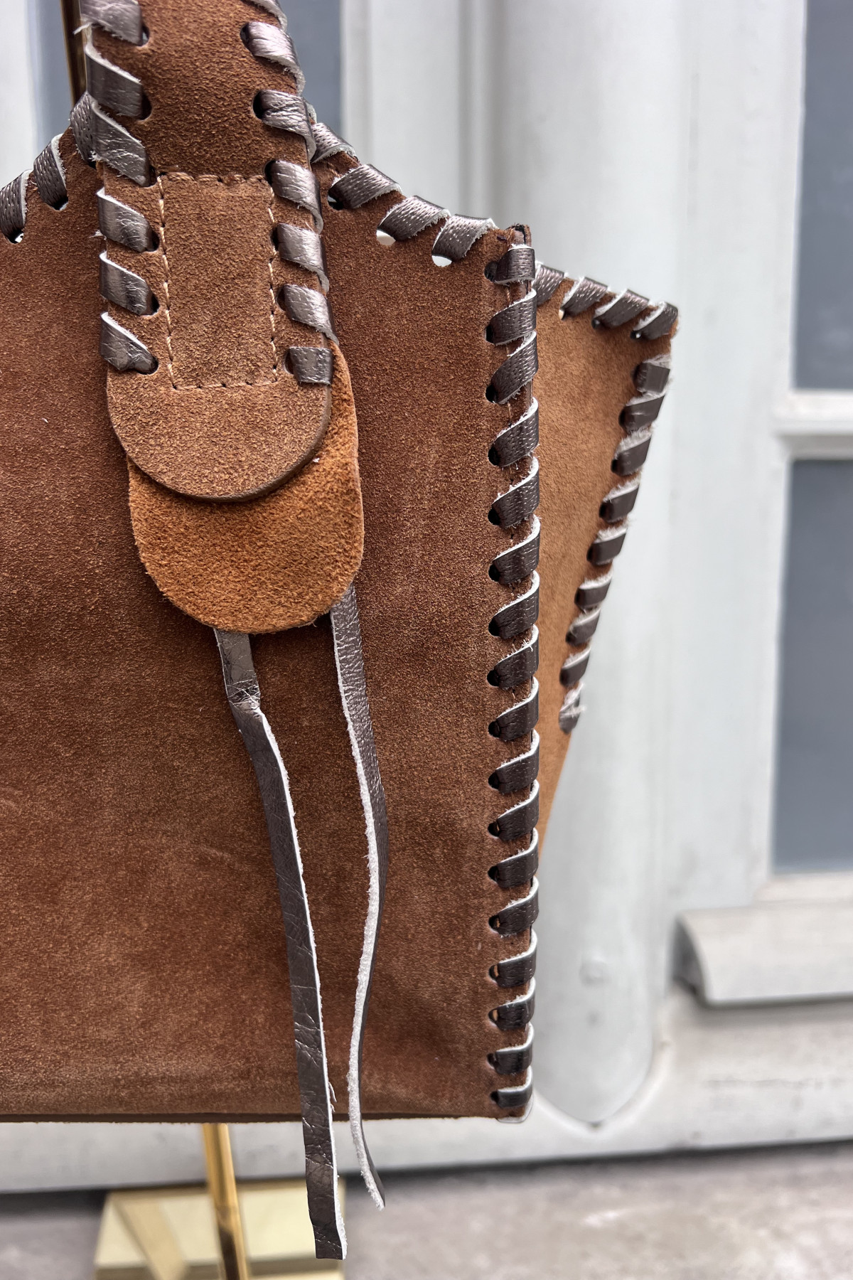 sac chummy en daim camel pohême paris (4)