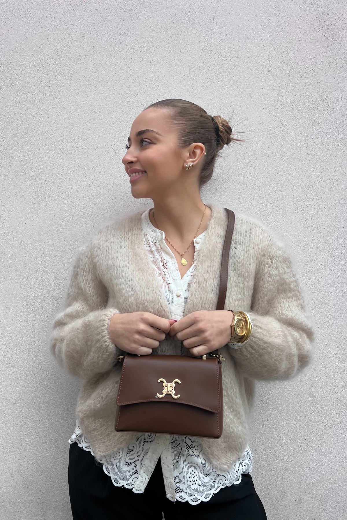 sac vimoda en cuir marron petit format style logo Celine (1)