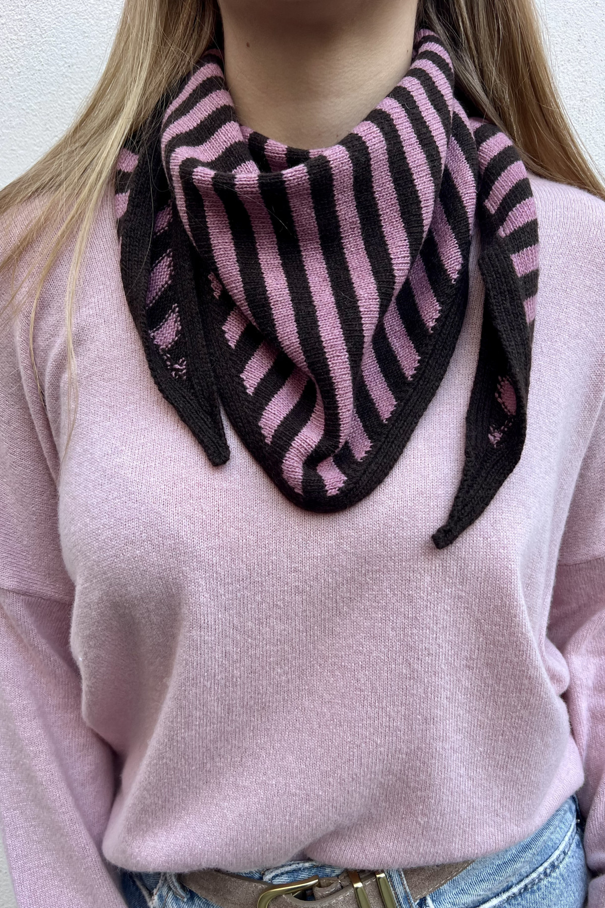 chummy foulard à rayures roses et marrons intuition 004 (2)