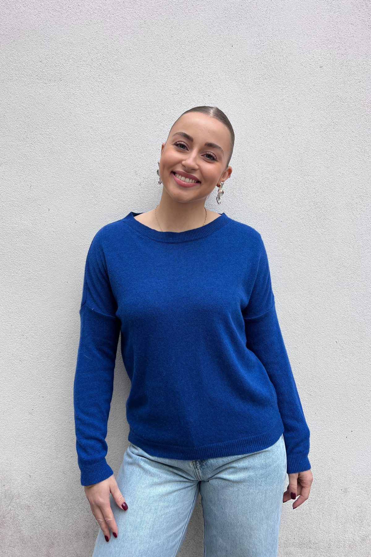 chummy pull fin en cachemire bleu (1)