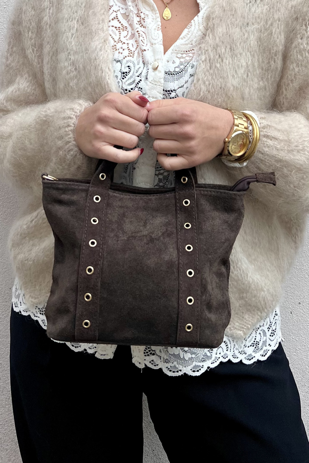 sac chummy en cuir suédé couleur chocolat (3)