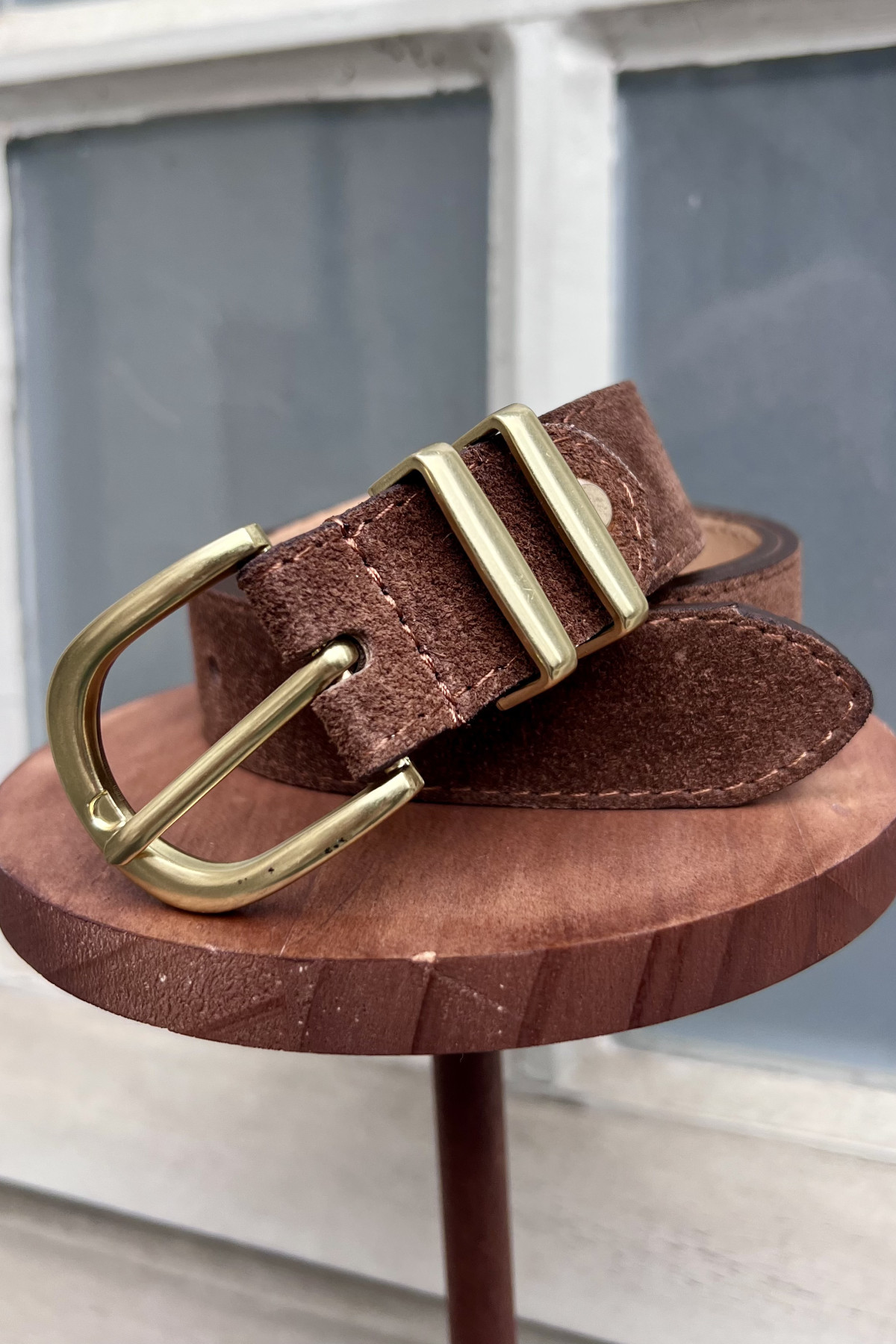 chummy ceinture croûte de cuir de vachette avec une boucle doré (2)