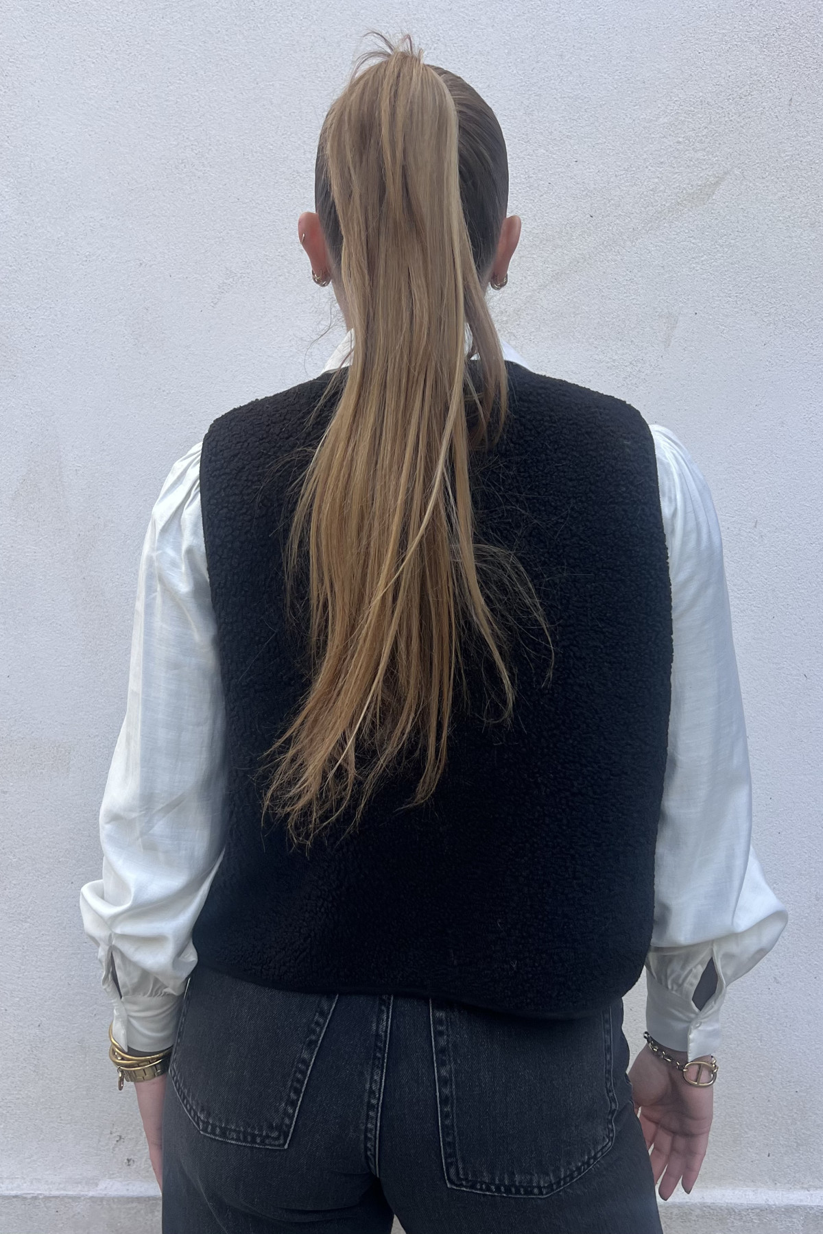 chummy sherpa sans manches noire (4)