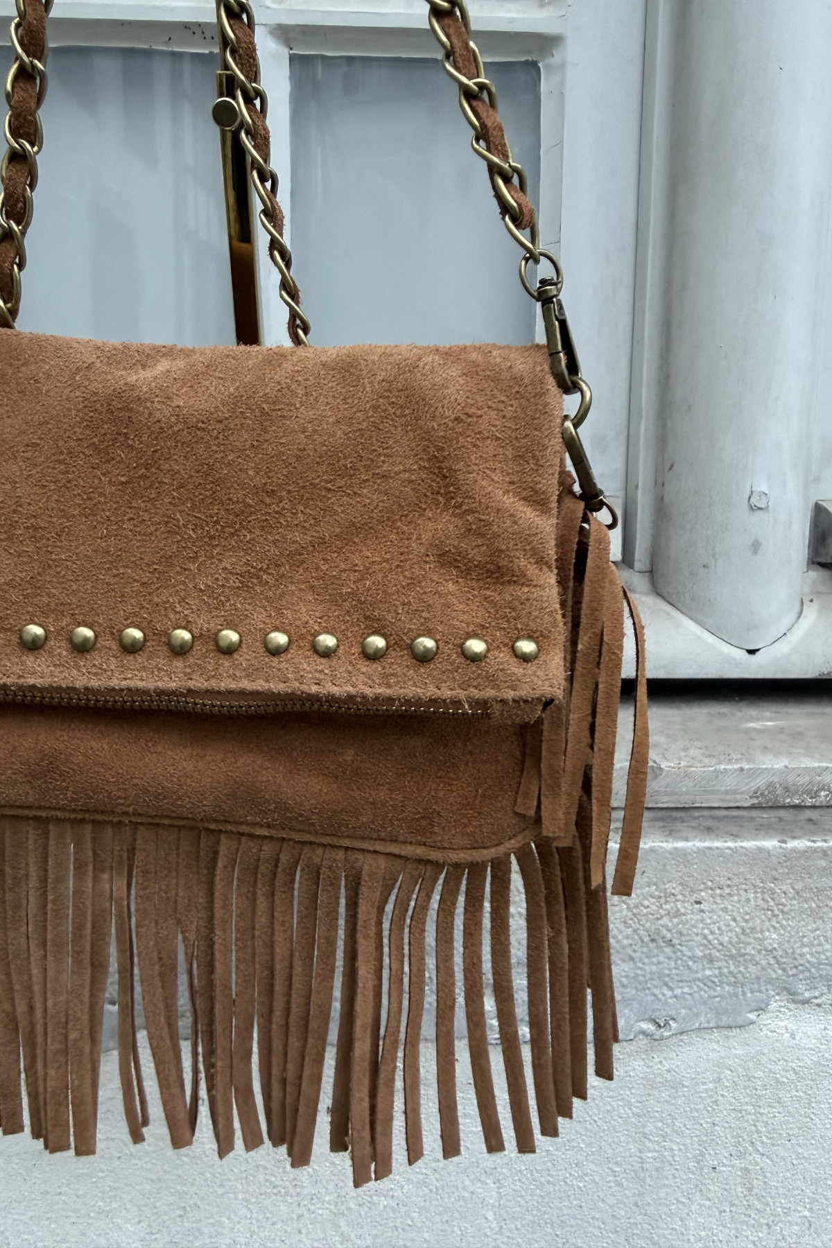 chummy pochette louisa à franges couleur camel 087 (4)