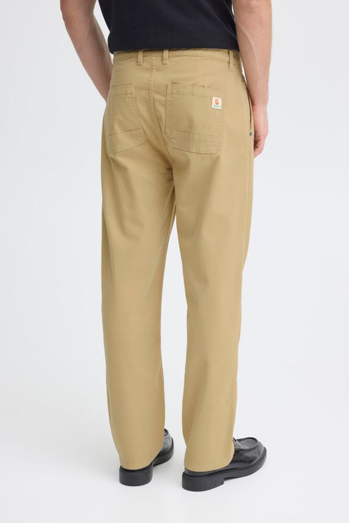 blend pantalon maddox rlx twill camel (5)