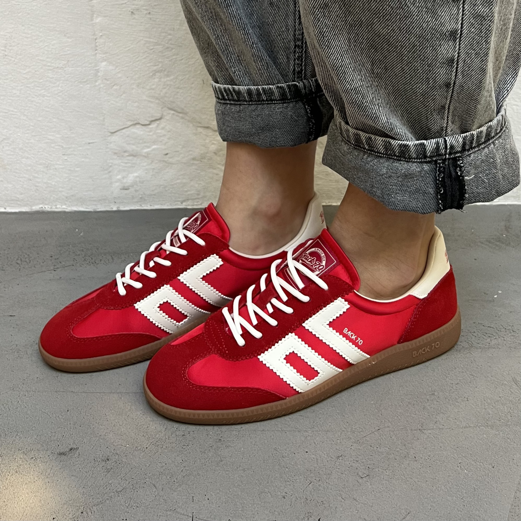 BACK 70 GHOST C26-117 SATIN RED (3)