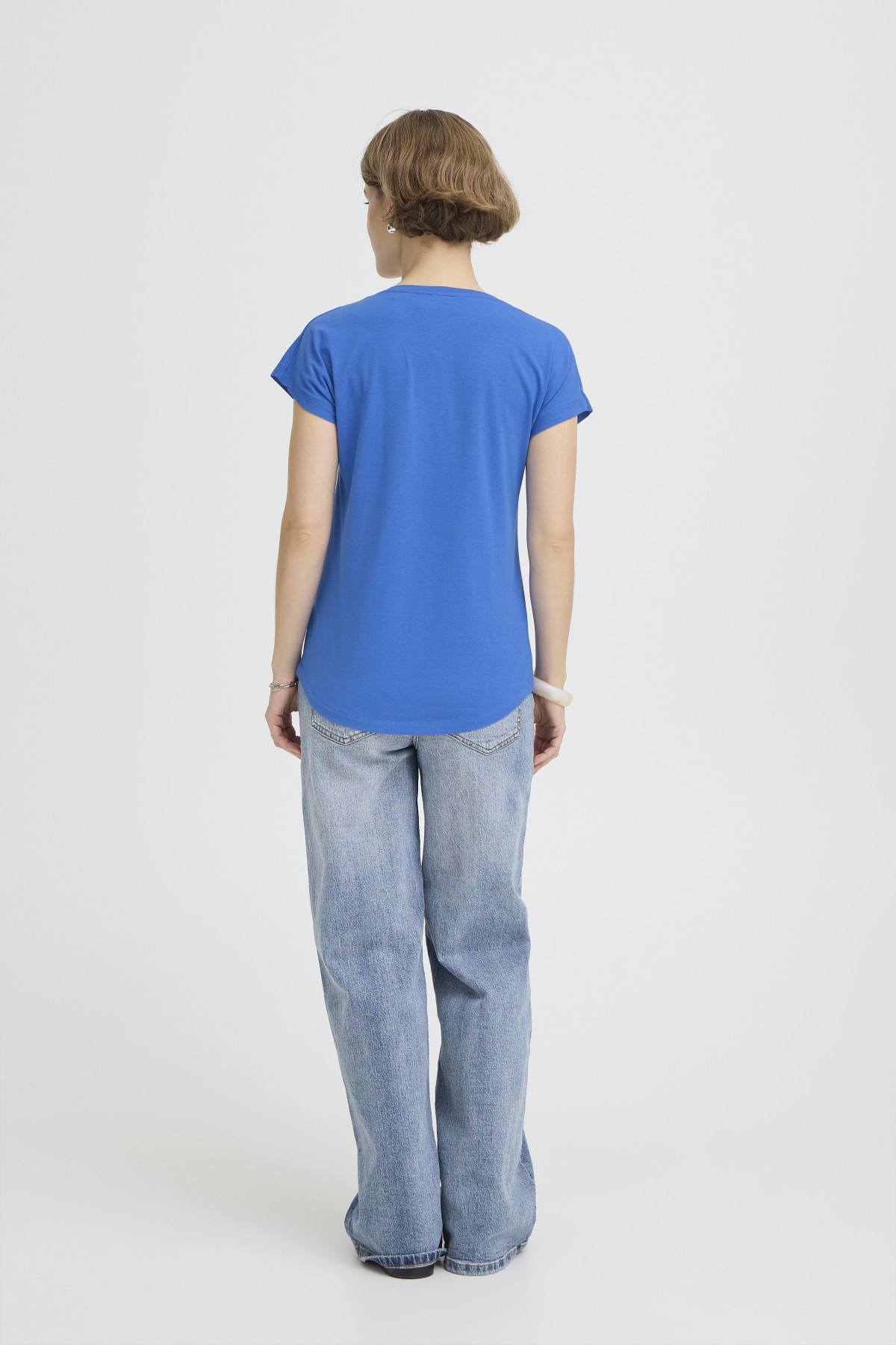 B young tee shirt pamila bleu col v 6364 ete 2026 (2)