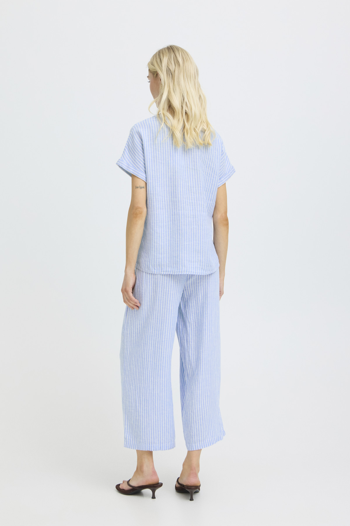 B YOUNG TOP FALAKKA 20818823 (2)