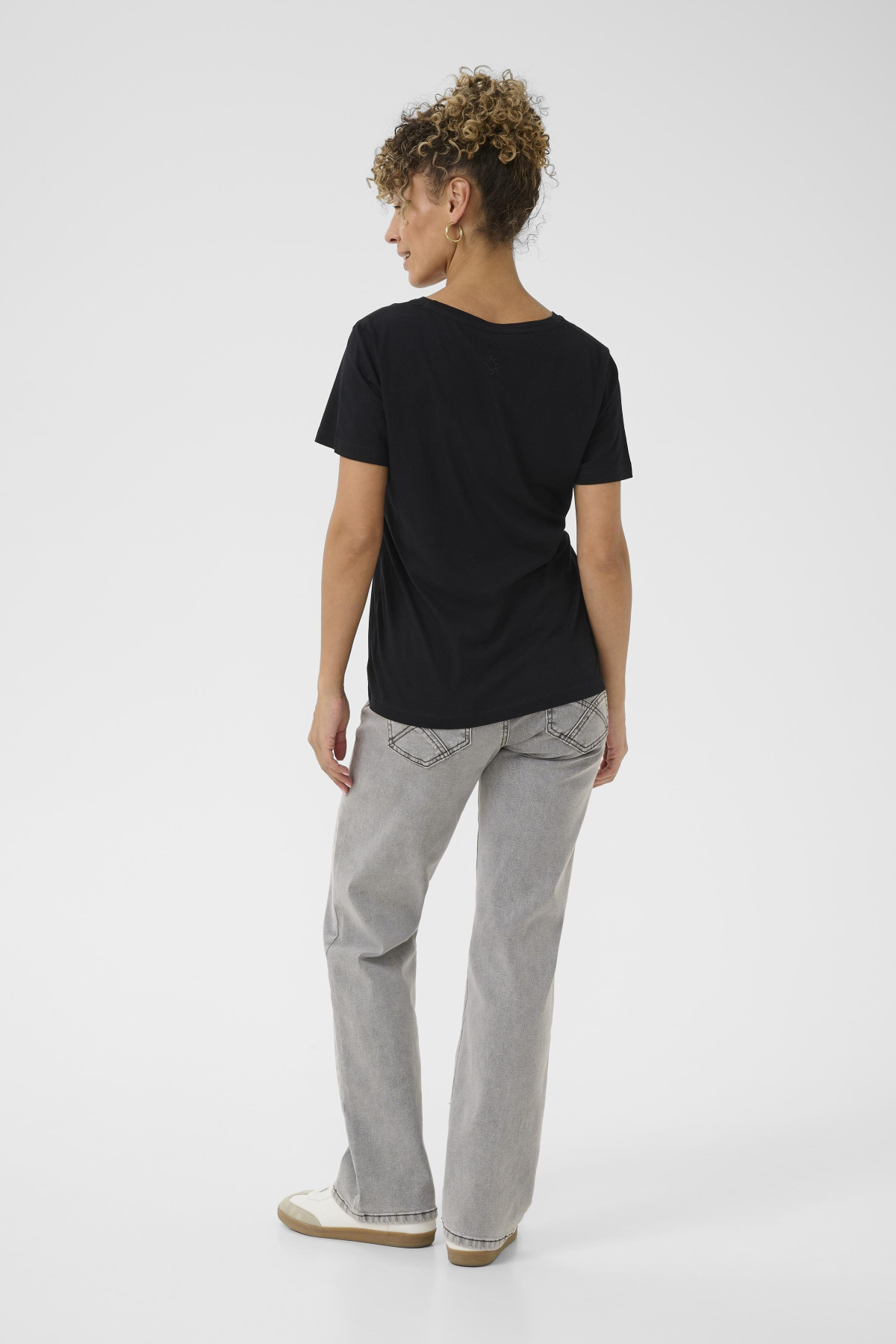 CRNAIA TSHIRT 10604508 PITCH BLACK (4)