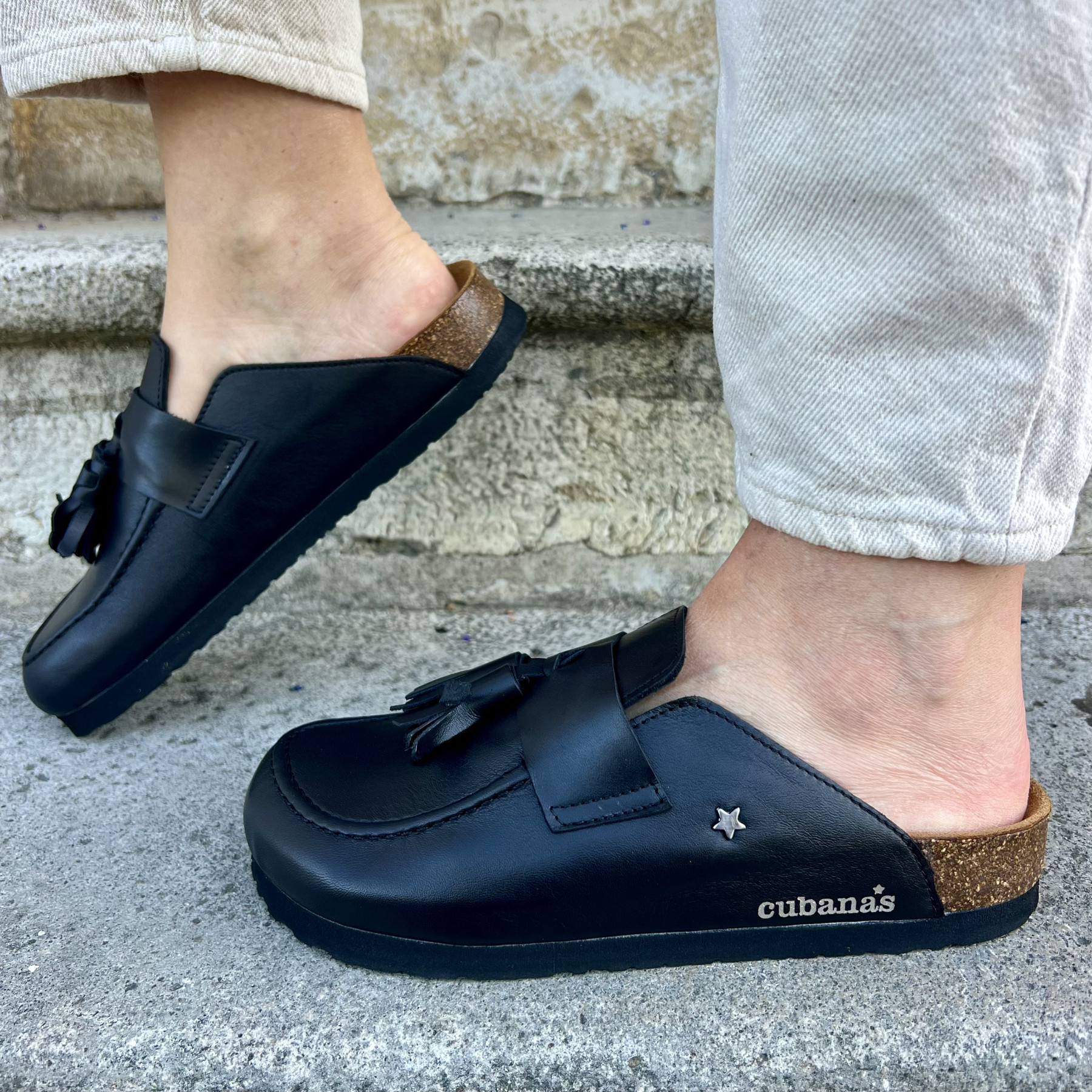 CUBANAS MULES MARIA BLACK 750 (1)
