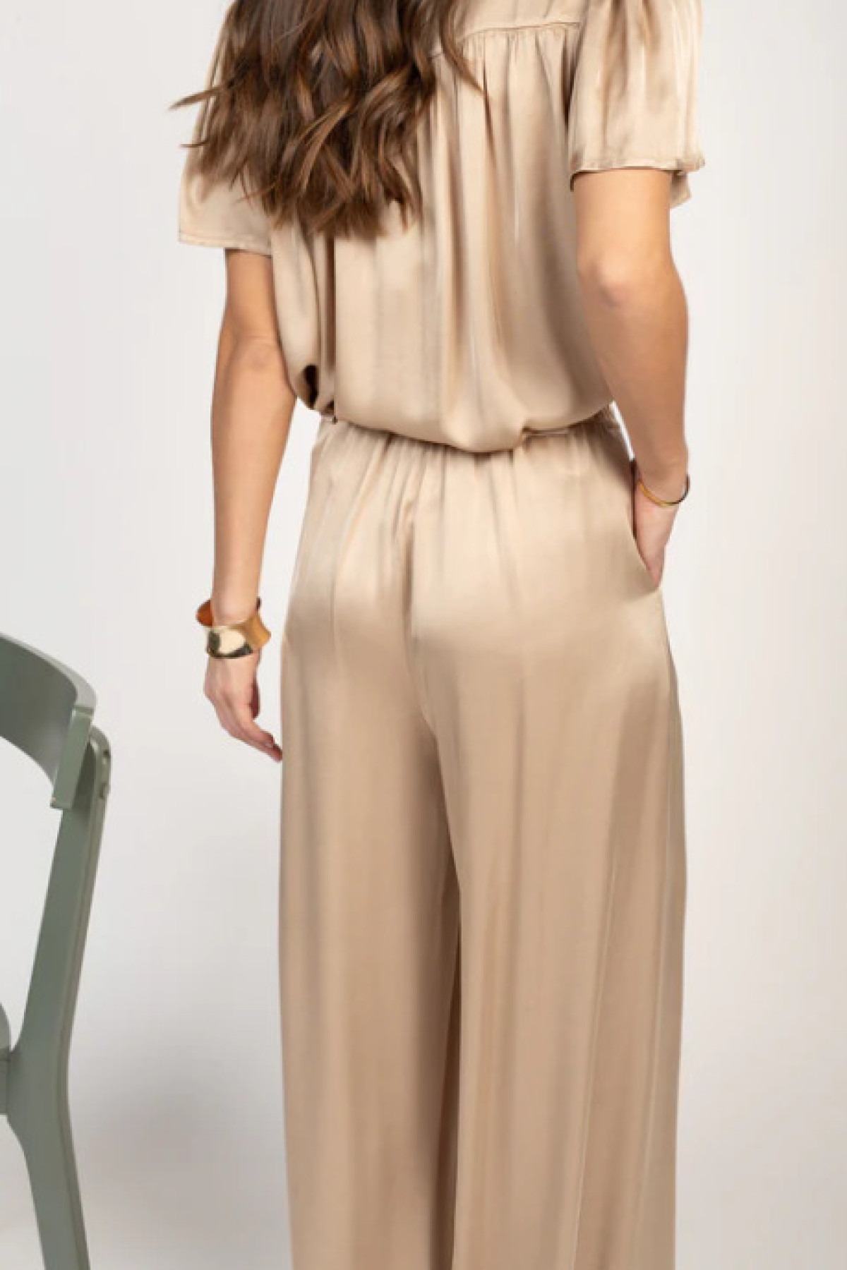 PAKO LITTO PANTALON SATINÉ ÉVASÉ EULALIE BEIGE (2)