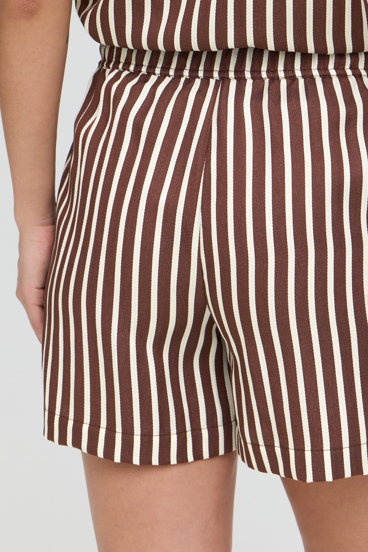 BYEVINO SHORTS 20818933 (4)