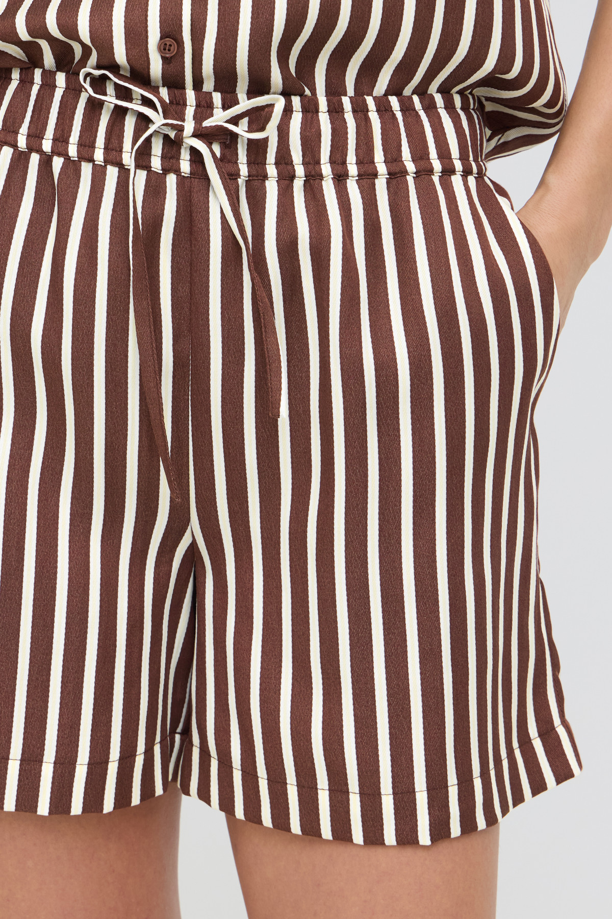 BYEVINO SHORTS 20818933 (5)