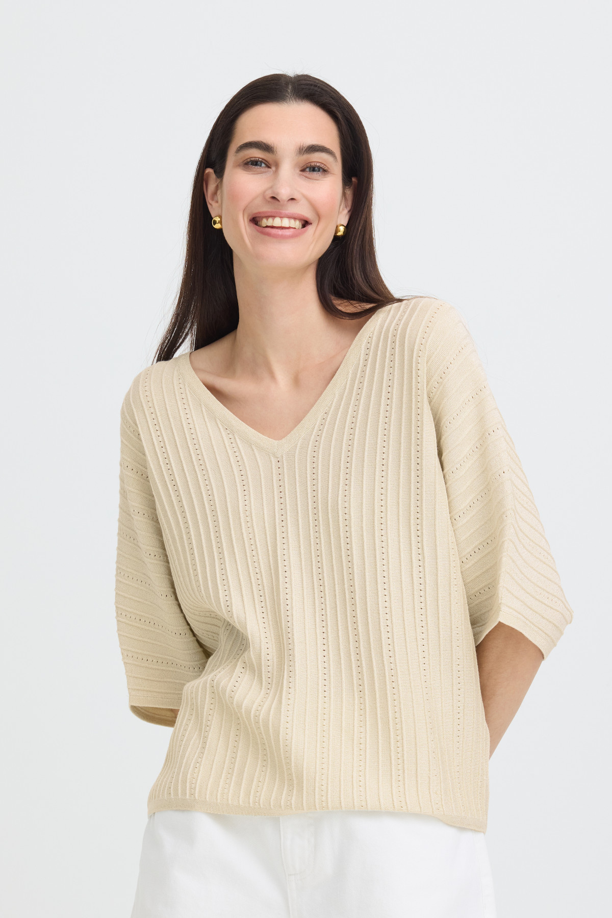 BYMOBBE VNECK JUMPER (1)