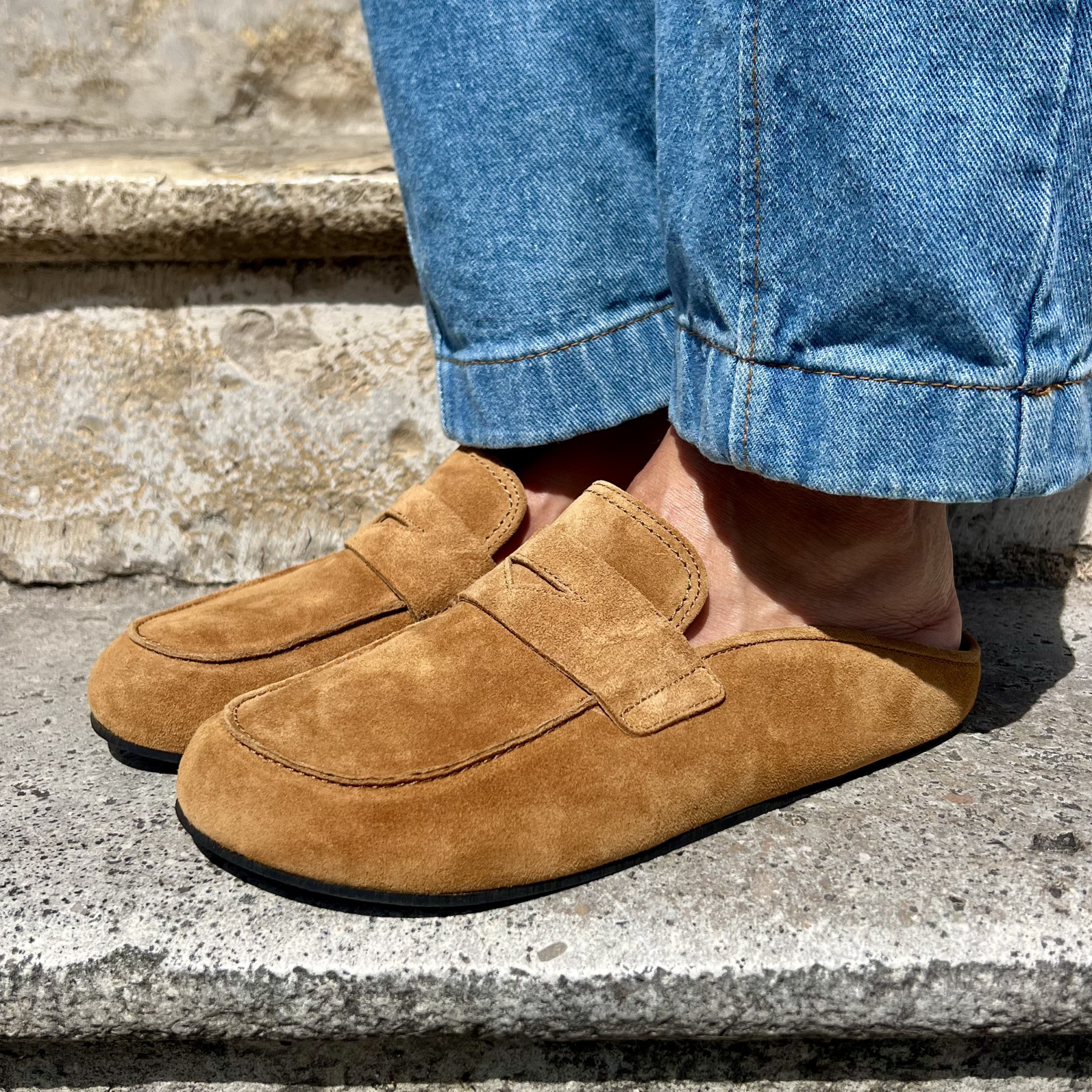 MULES HOGL CAMEL SUEDINE 0842  (3)
