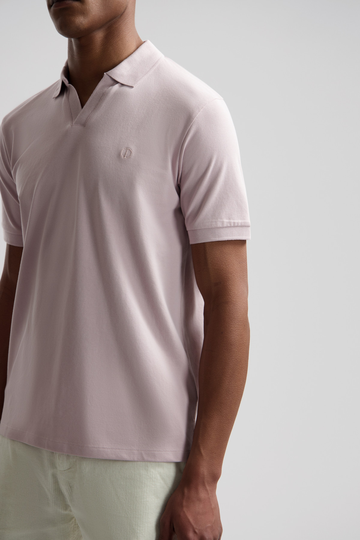 The Bowie V-Neck Polo violet ice (3)