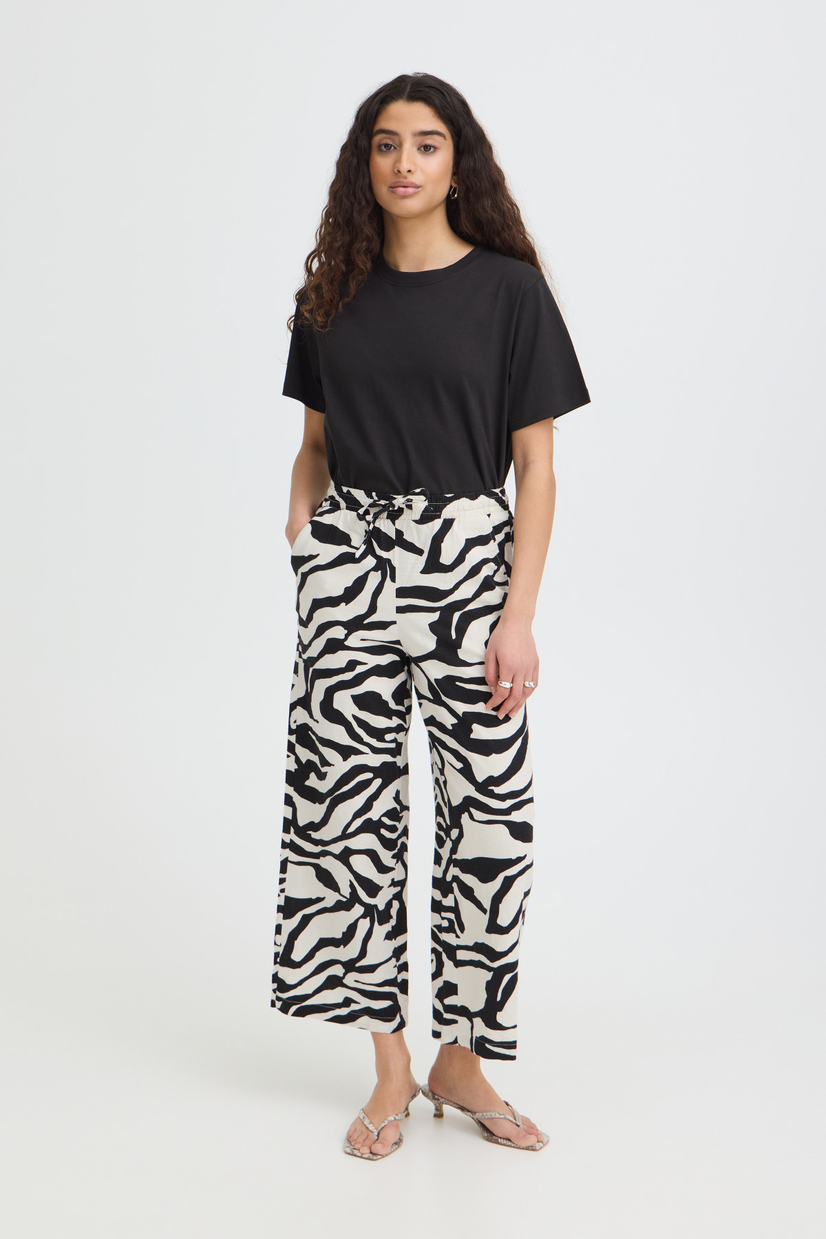 ICHI PANTALON LINNO ZÈBRE 2913 (1)