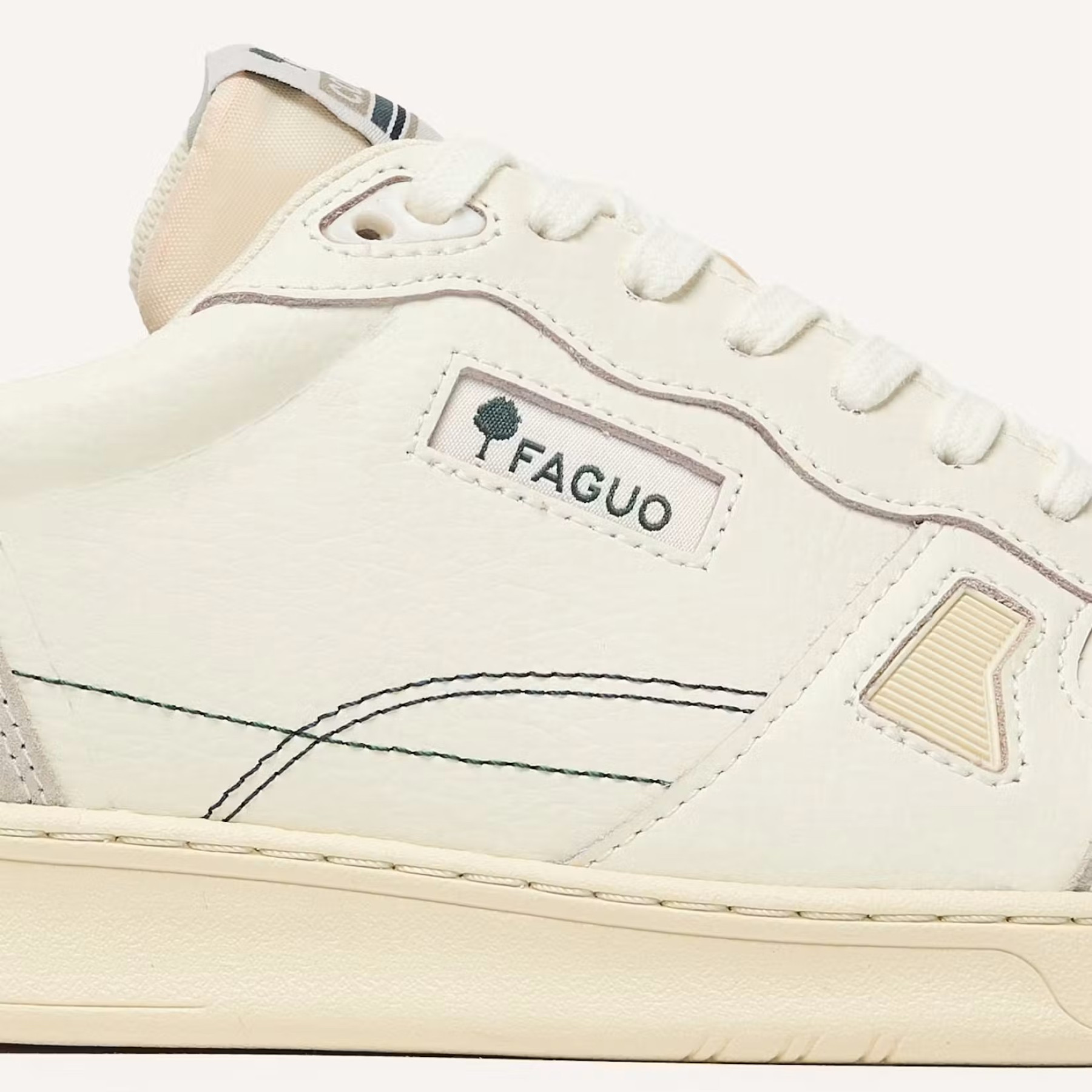 faguo basket commute blanc patch vert (3)