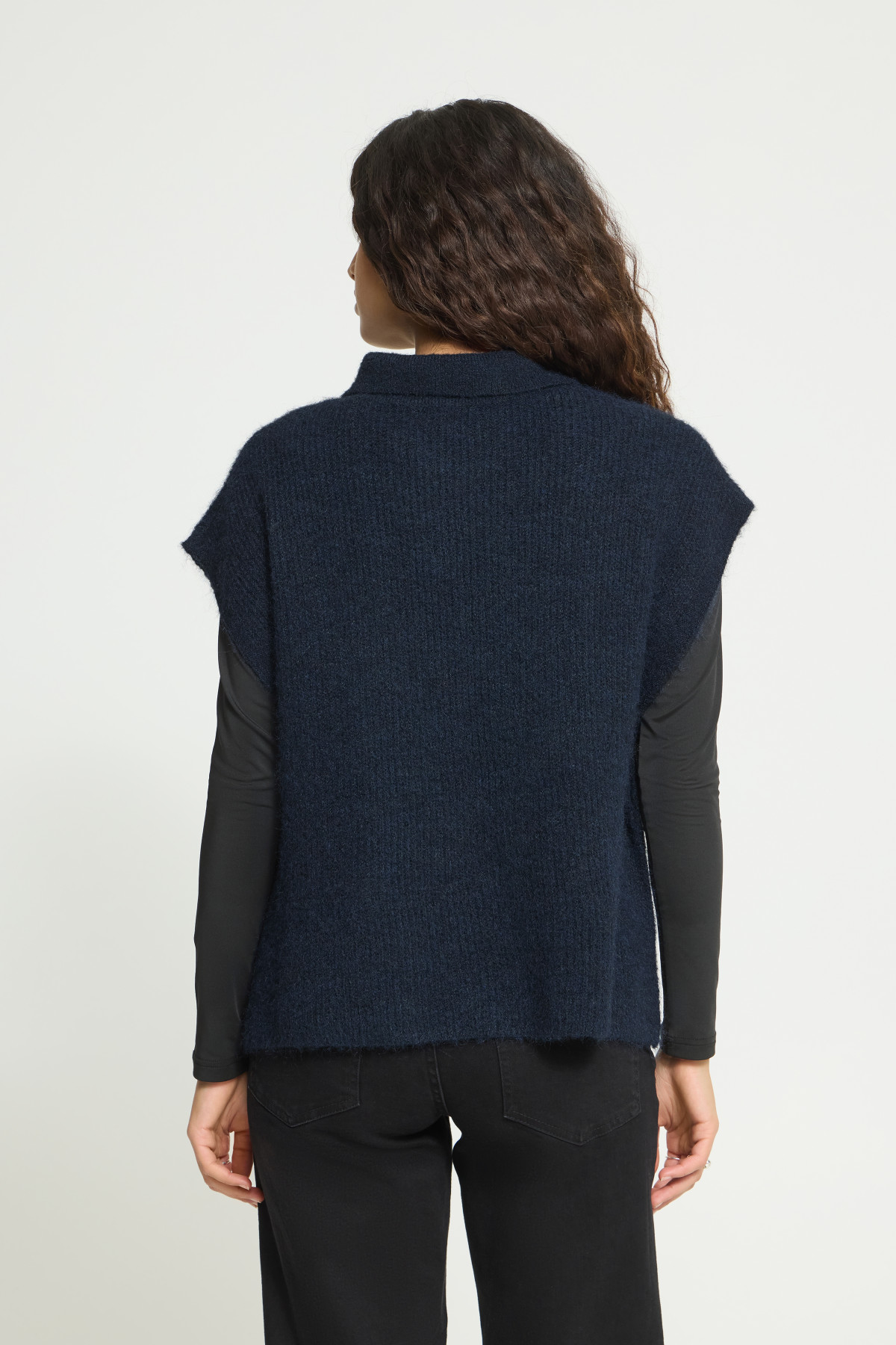 PULL SANS MANCHES ICHI BLEU 20126762 AYLVA (3)